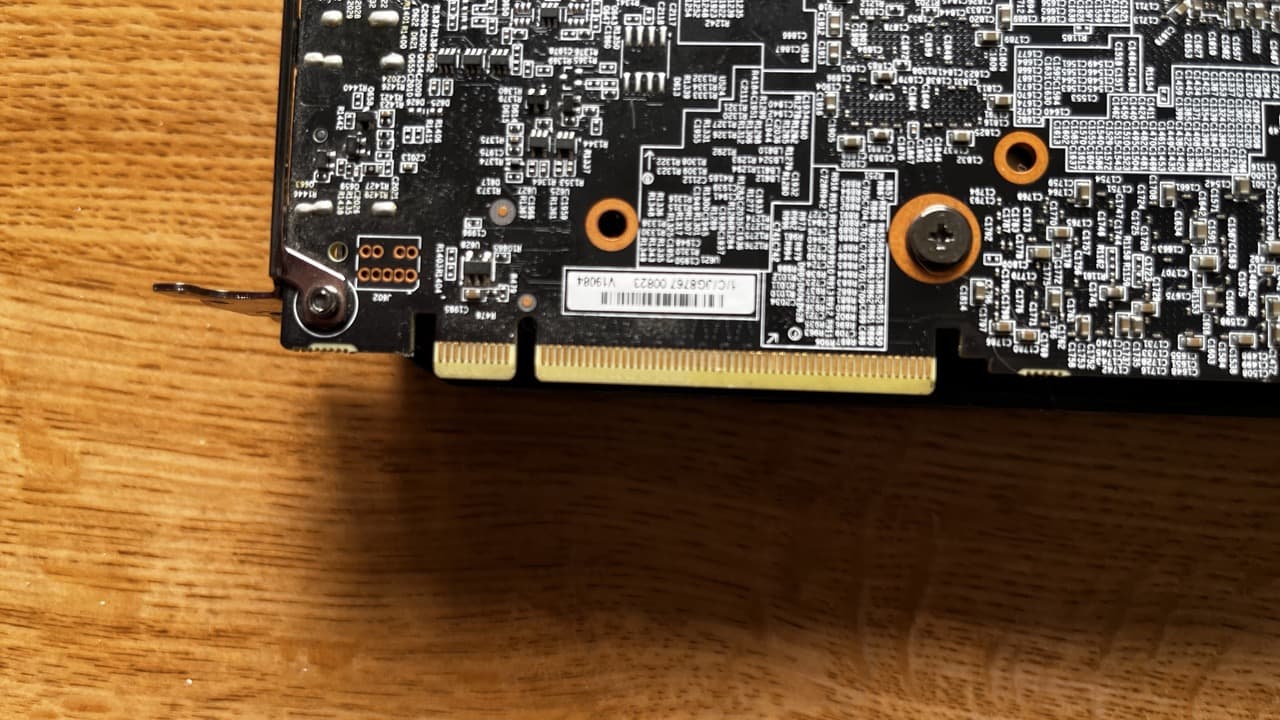 Gigabyte GeForce RTX 2080 SUPER 8 GB AORUS Video Card
