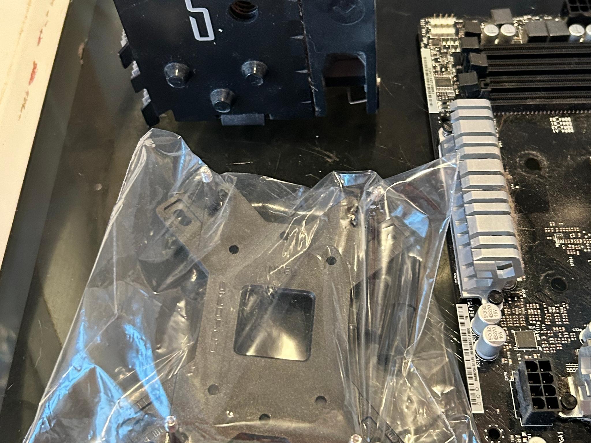 ASRock AB350 Pro 4 MB, Ryzen 5 1600x and tower cooler
