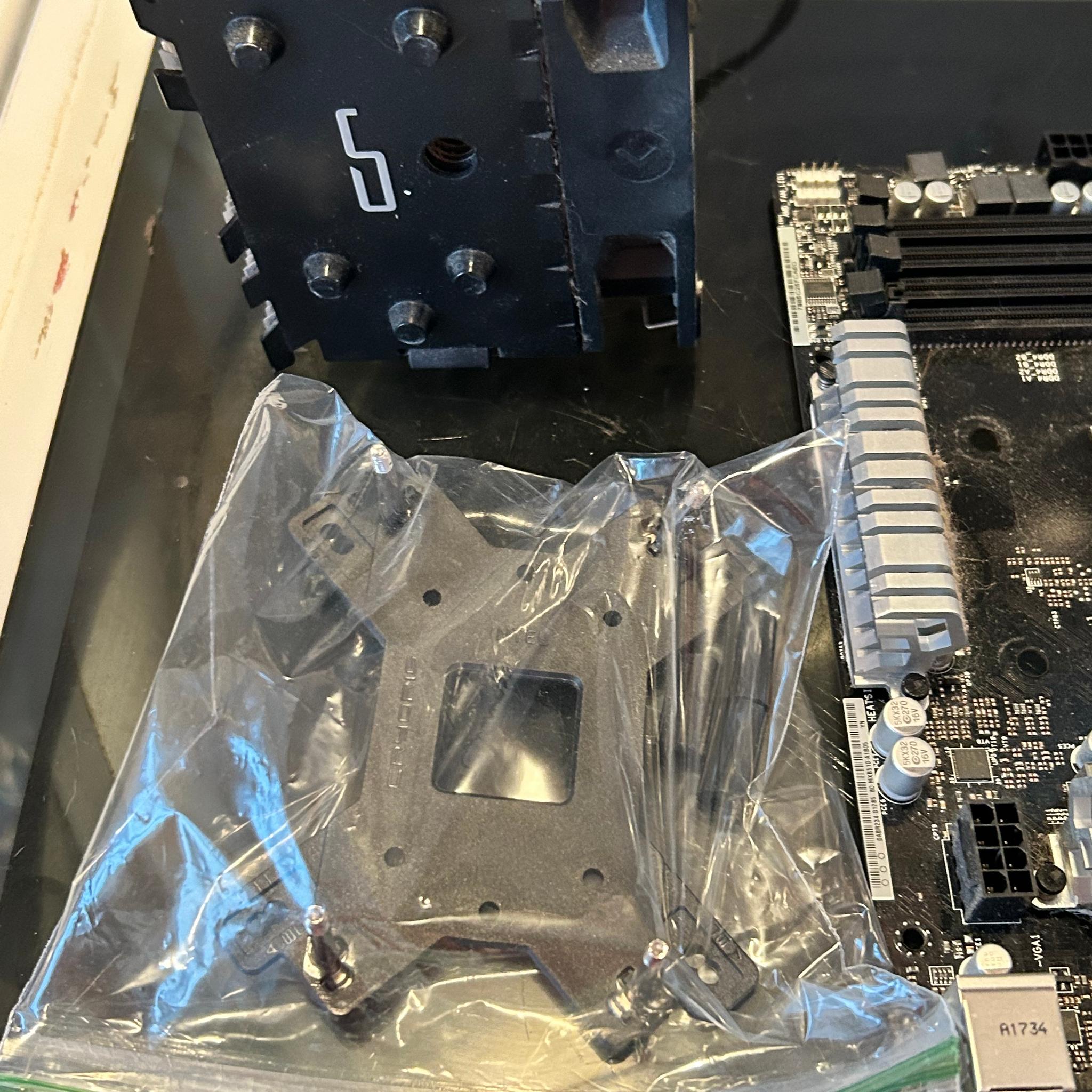 ASRock AB350 Pro 4 MB, Ryzen 5 1600x and tower cooler