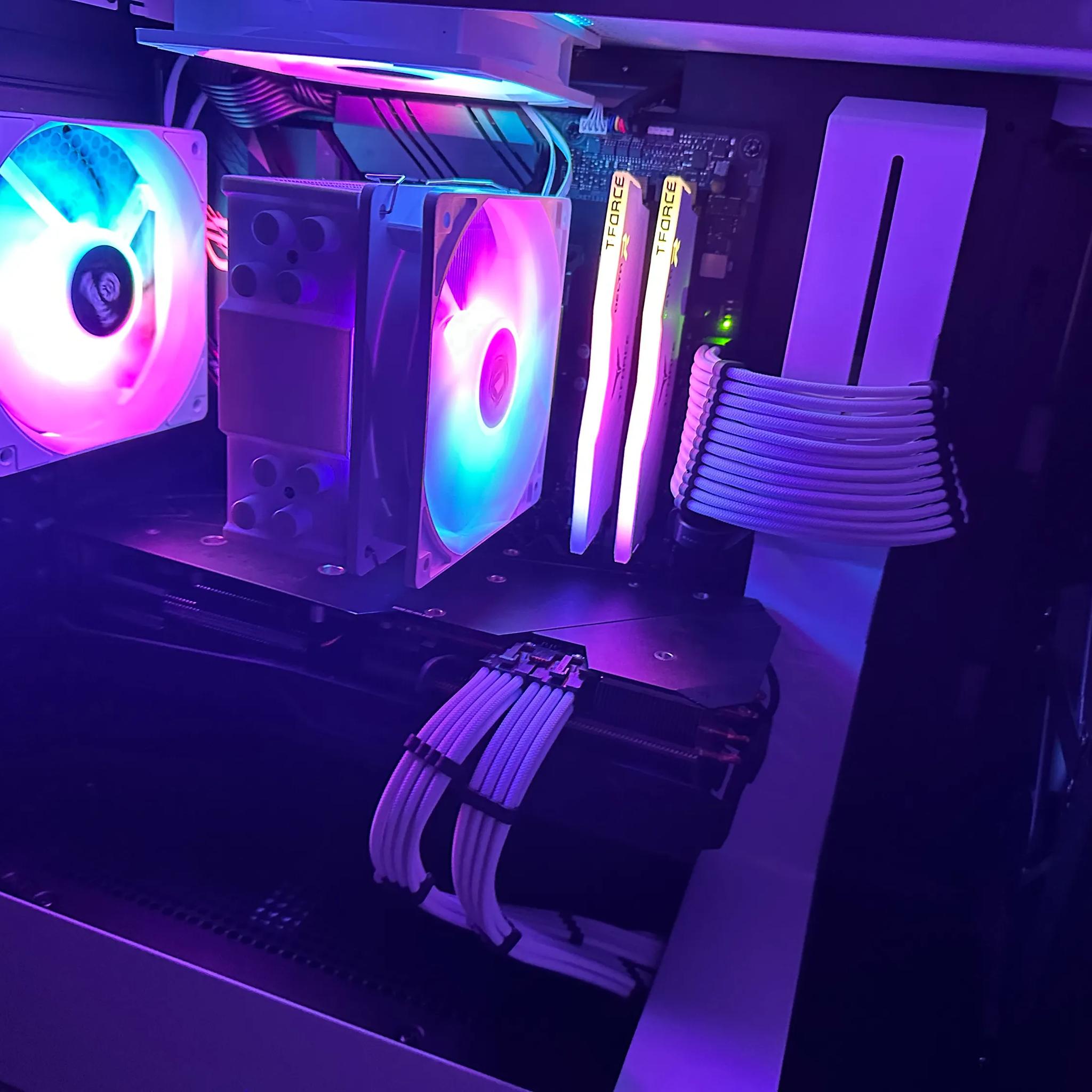 BUDGET Gaming PC (Ryzen 7 2700x, Aorus 5700xt, 16gb DDR4)