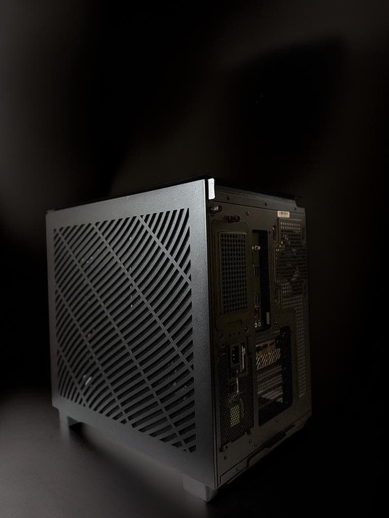GLACIER🧊GAMER | RYZEN 9600X | RX 7600XT | 32GB DDR5 | 1TB SSD |WIFI-BT