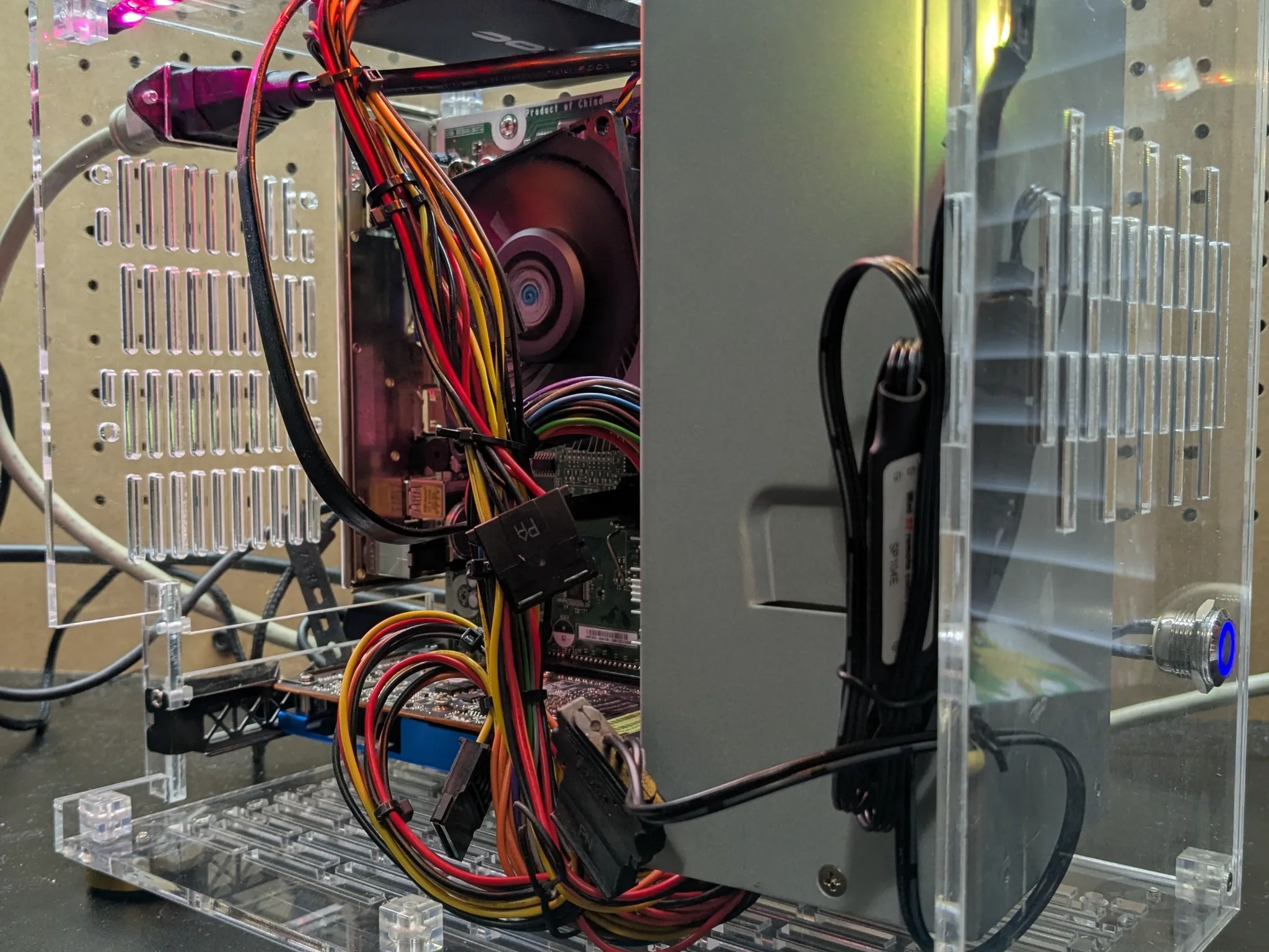 90 FPS Fortnite | 180 Day Warranty | See-Through Case, i5-4590T, 16GB RAM, 4GB GPU, 512GB SSD, Win10