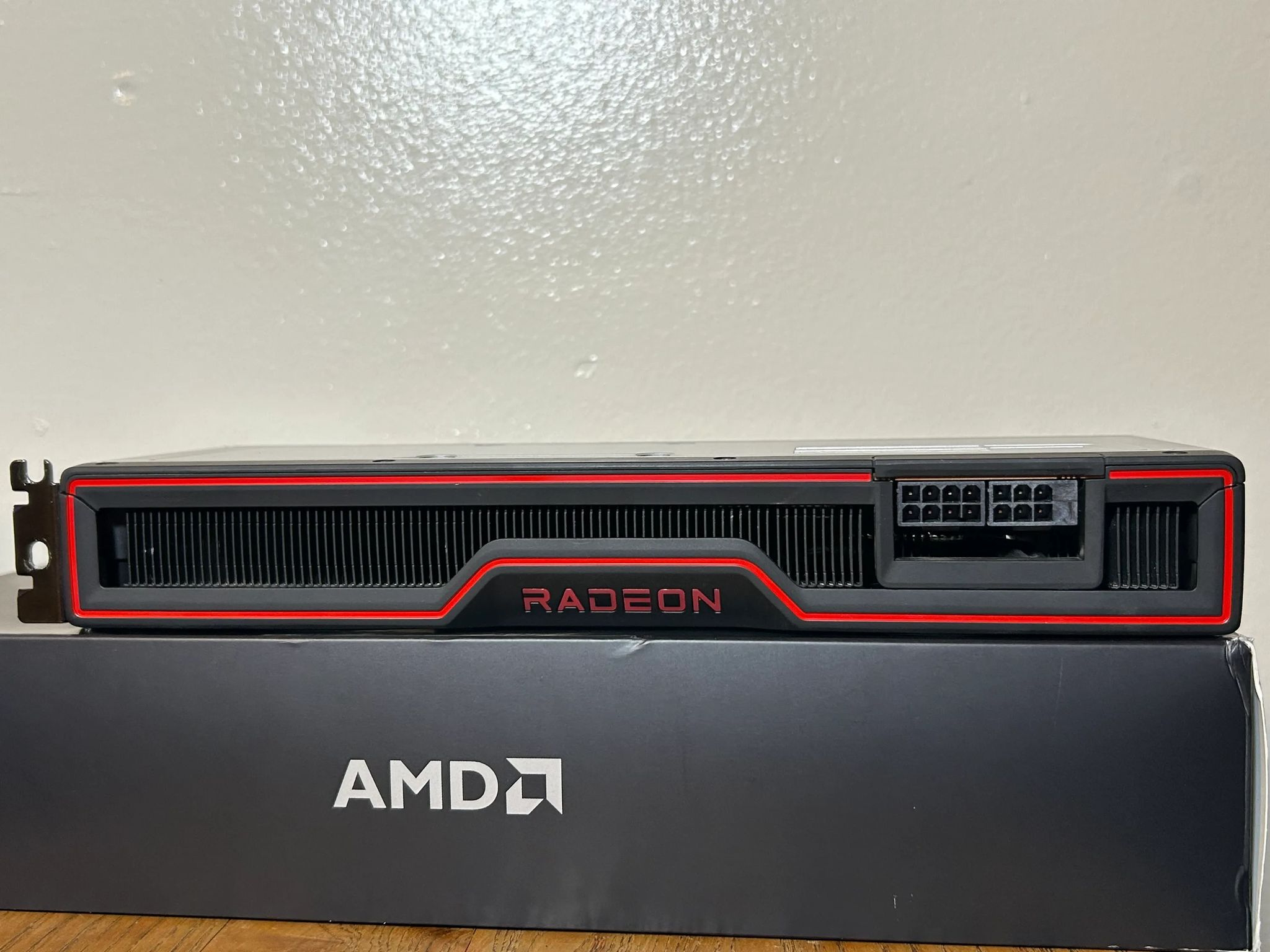AMD Radeon Reference RX 6700XT