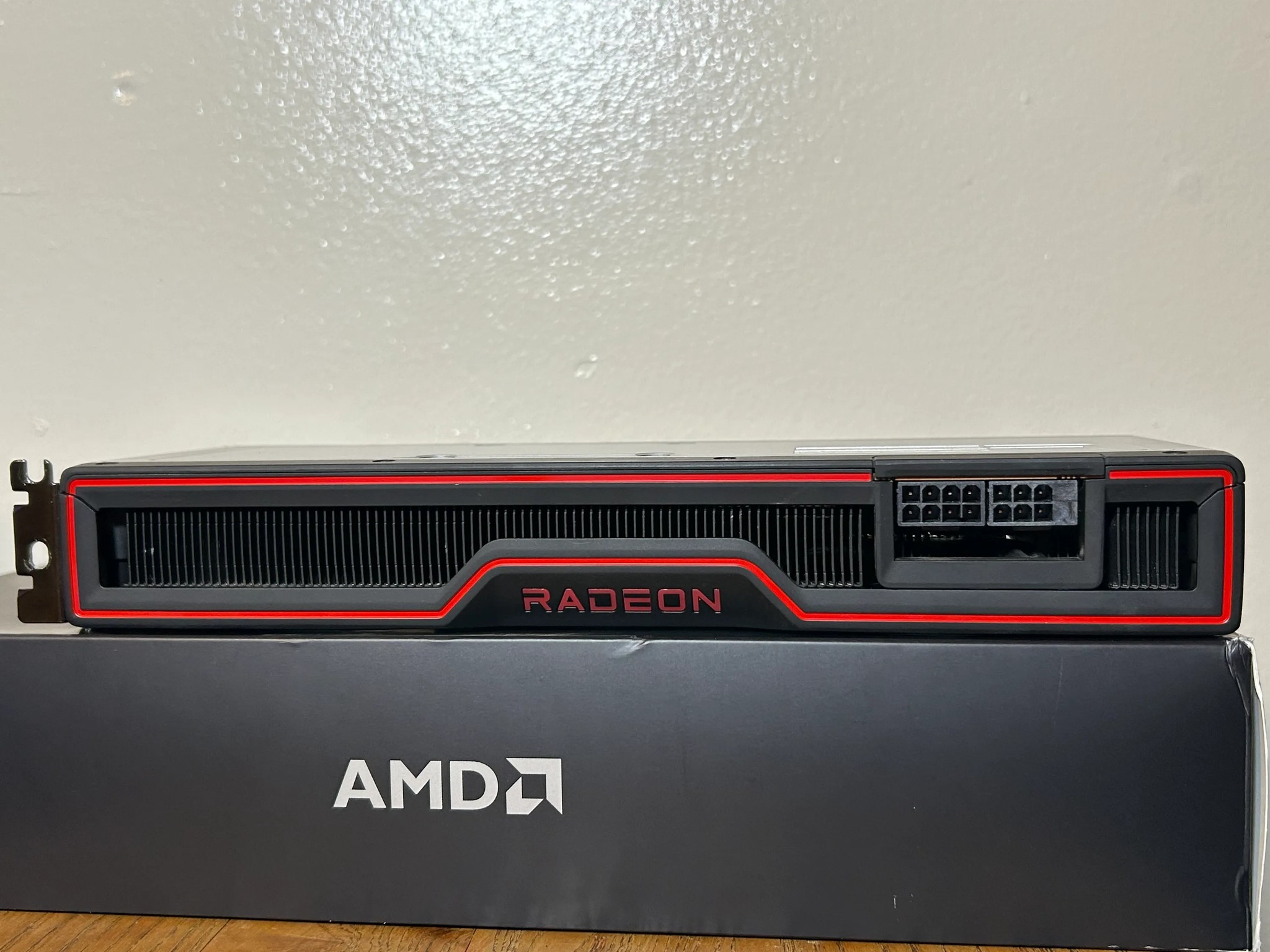 AMD Radeon Reference RX 6700XT