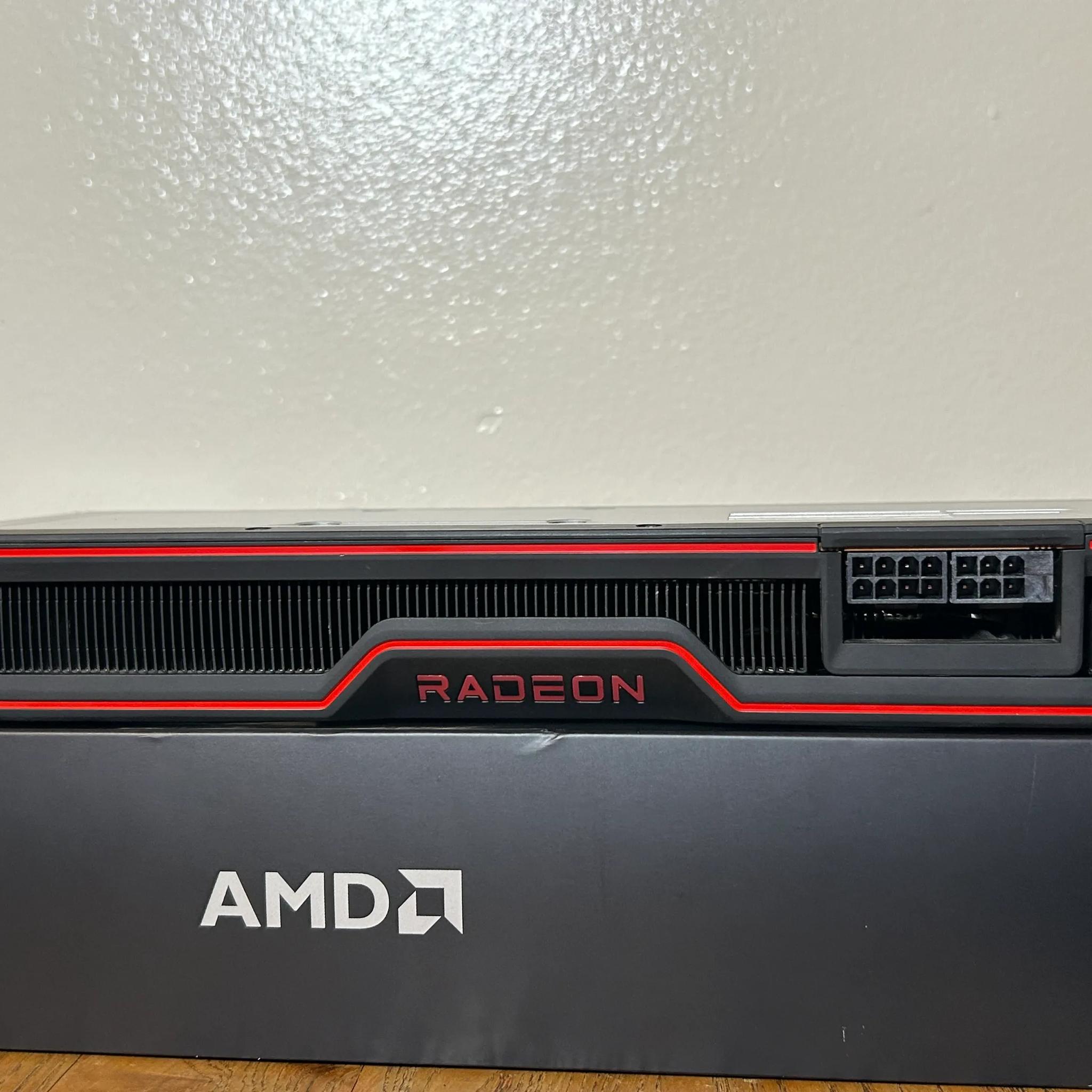 AMD Radeon Reference RX 6700XT