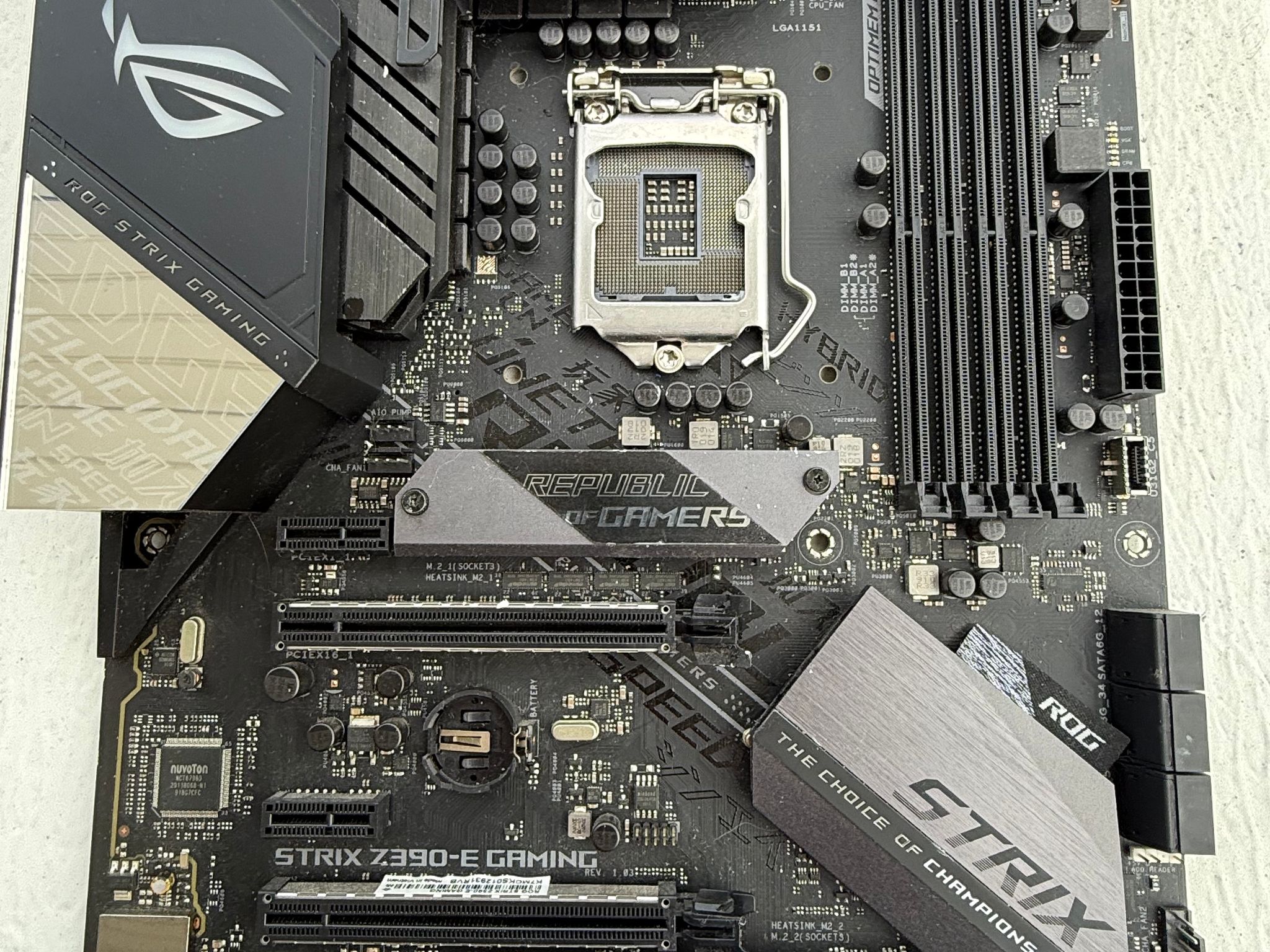 ASUS ROG STRIX Z390-E GAMING
