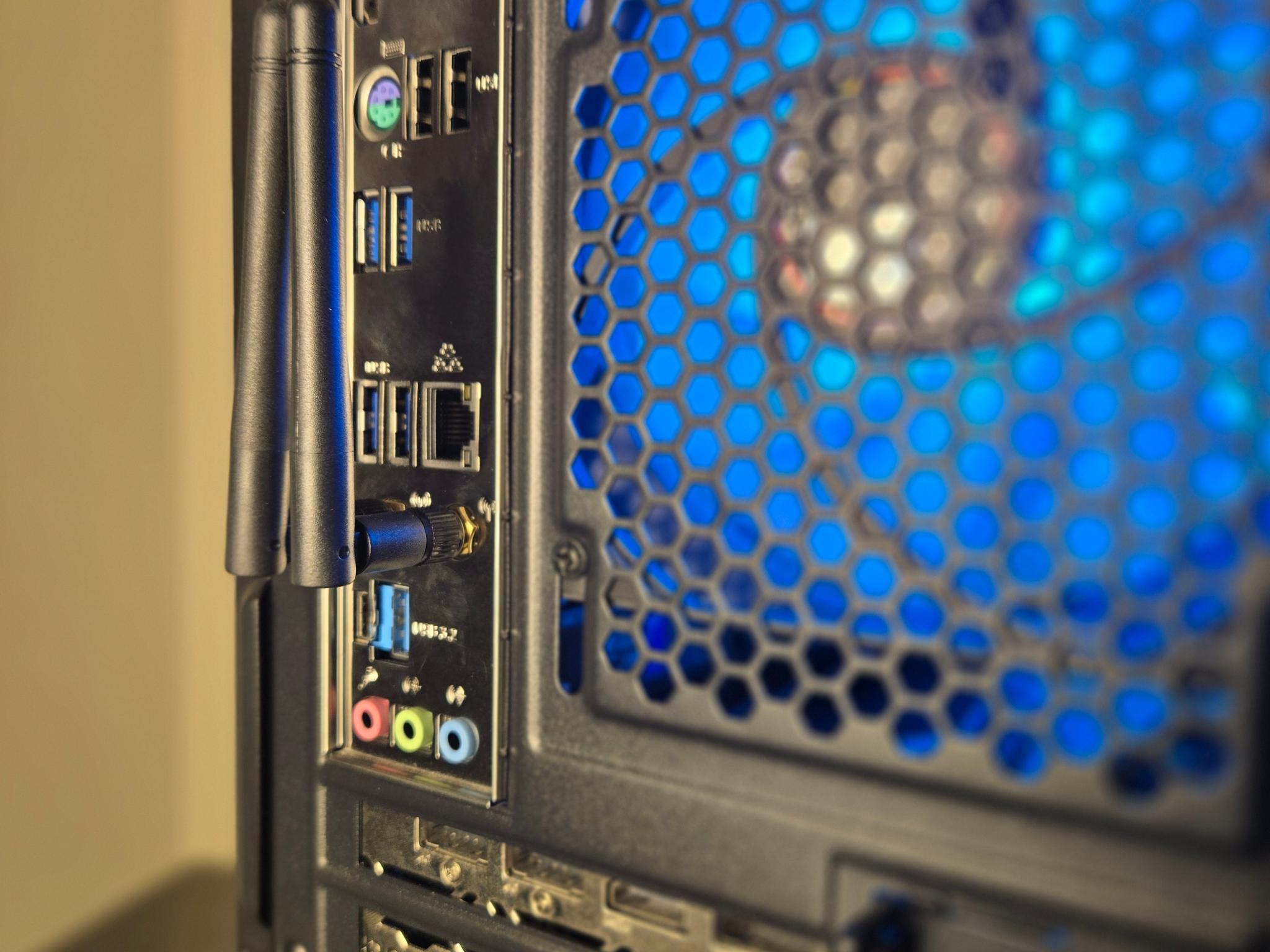 RX 6600 XT | Ryzen 5 5600G | 16gb DDR4 | 512gb Storage👏🏽