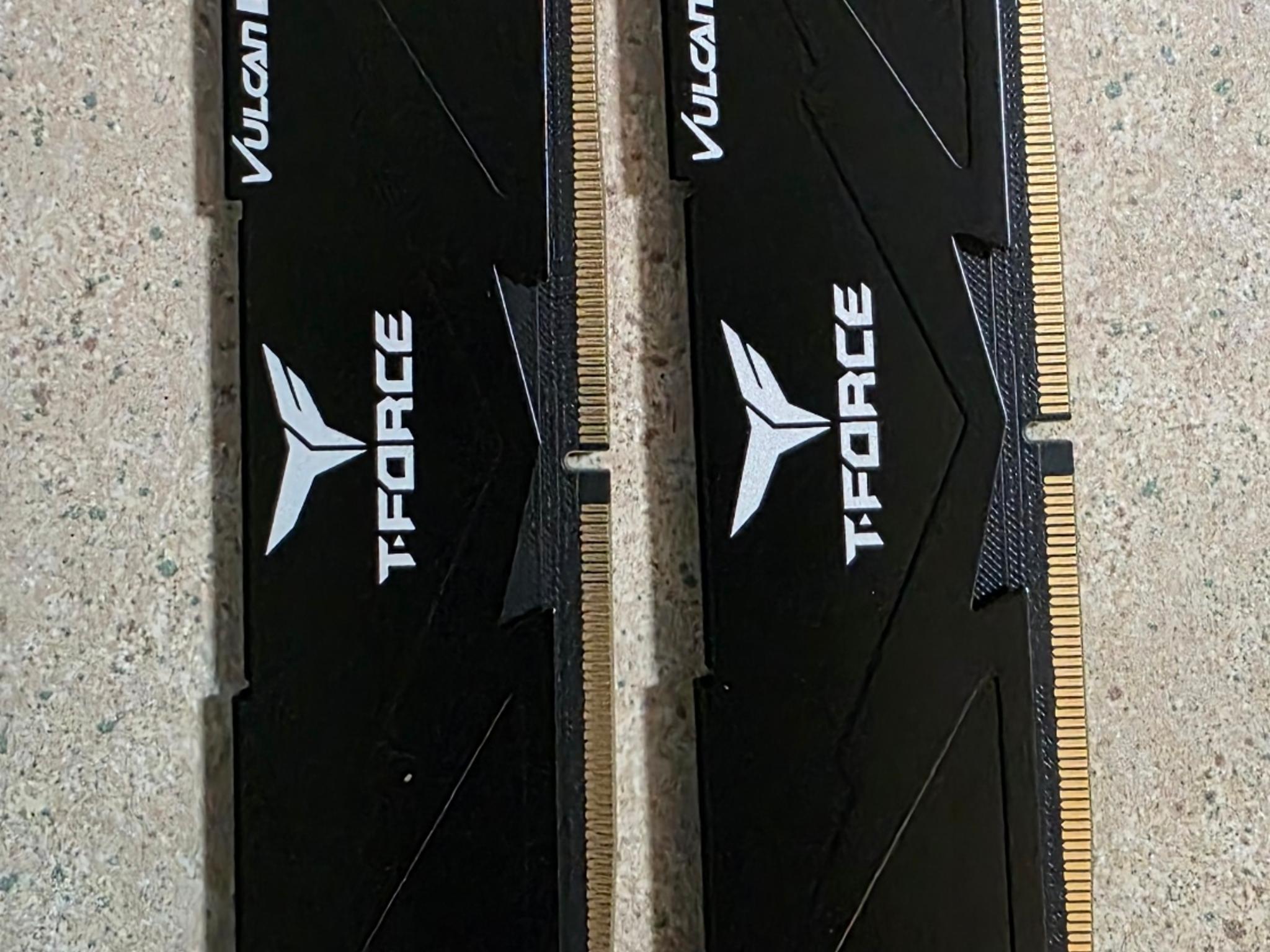 Like New- T-FORCE VULCAN DDR5 6000 2x 16GB (32GB)