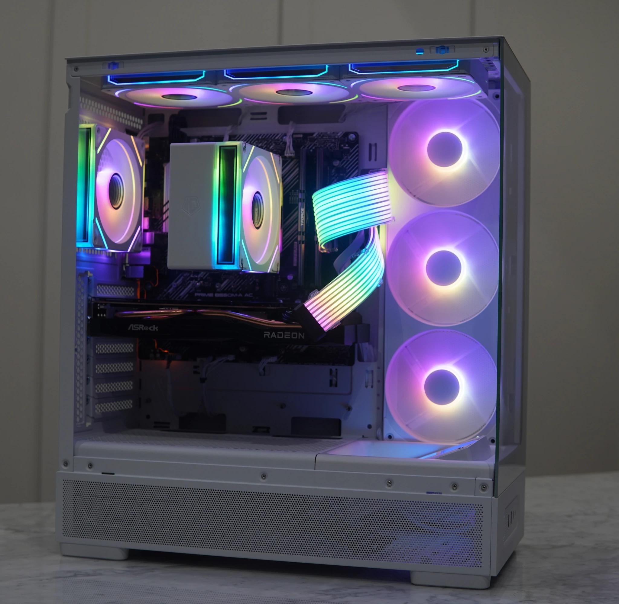 RX 6700 XT, Ryzen 7 3700X White Gaming PC