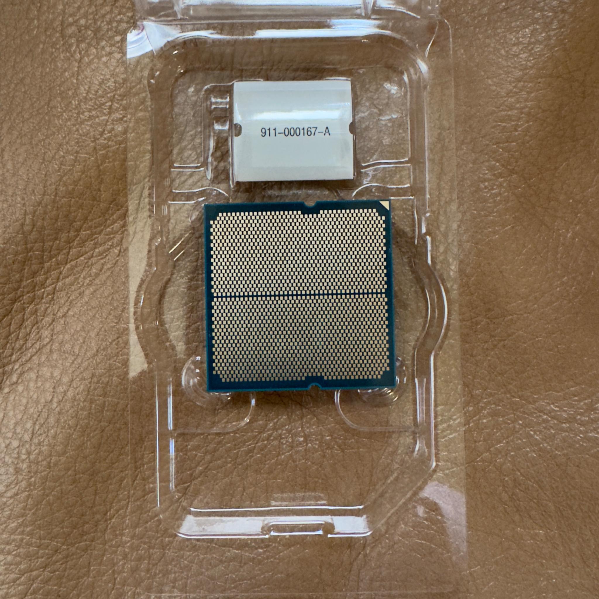 AMD Ryzen 7 9800X3D - Ryzen 7 9000 Series Zen 5 8-Core 5.2 GHz