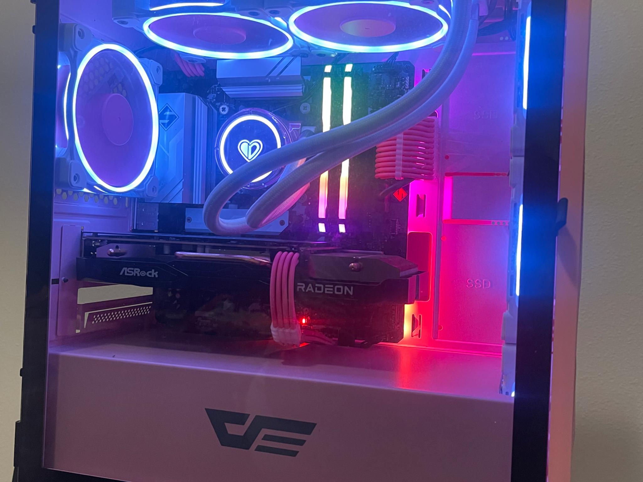Woah! A Pink Gaming PC