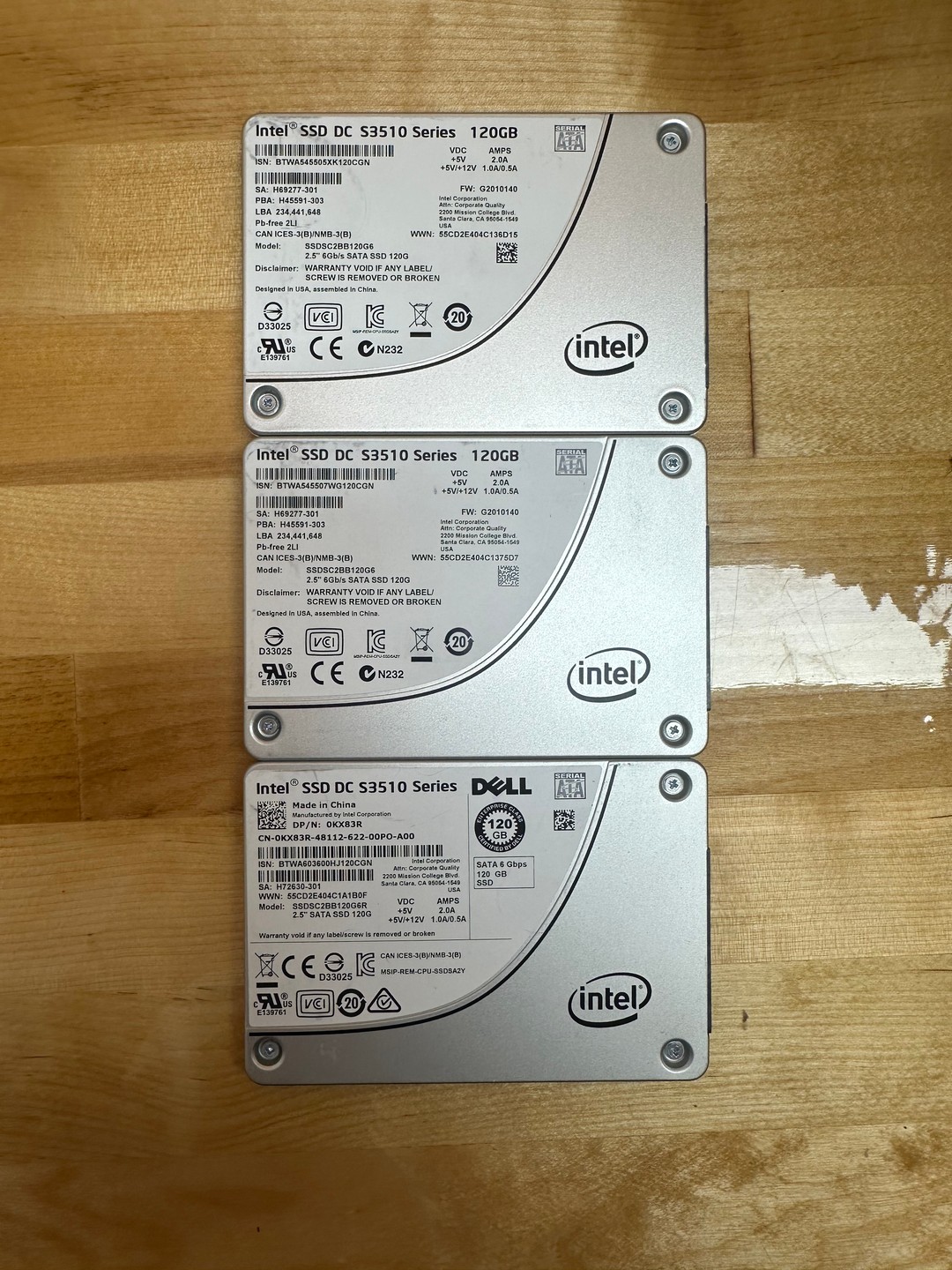 Lot of 3x 120gb Intel sata ssds | Jawa