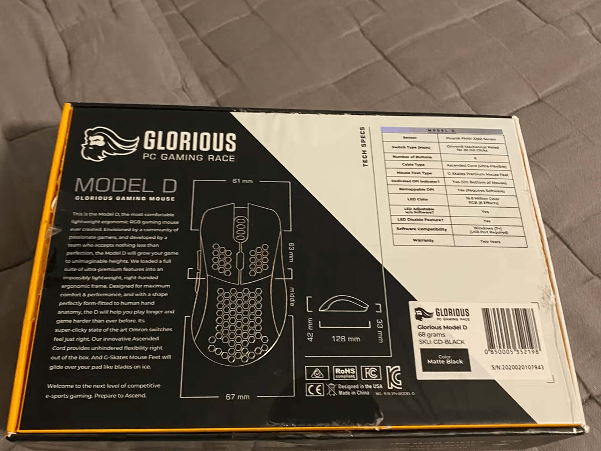 Glorious Model D Wired Mouse w/ Original Contents and Stickers