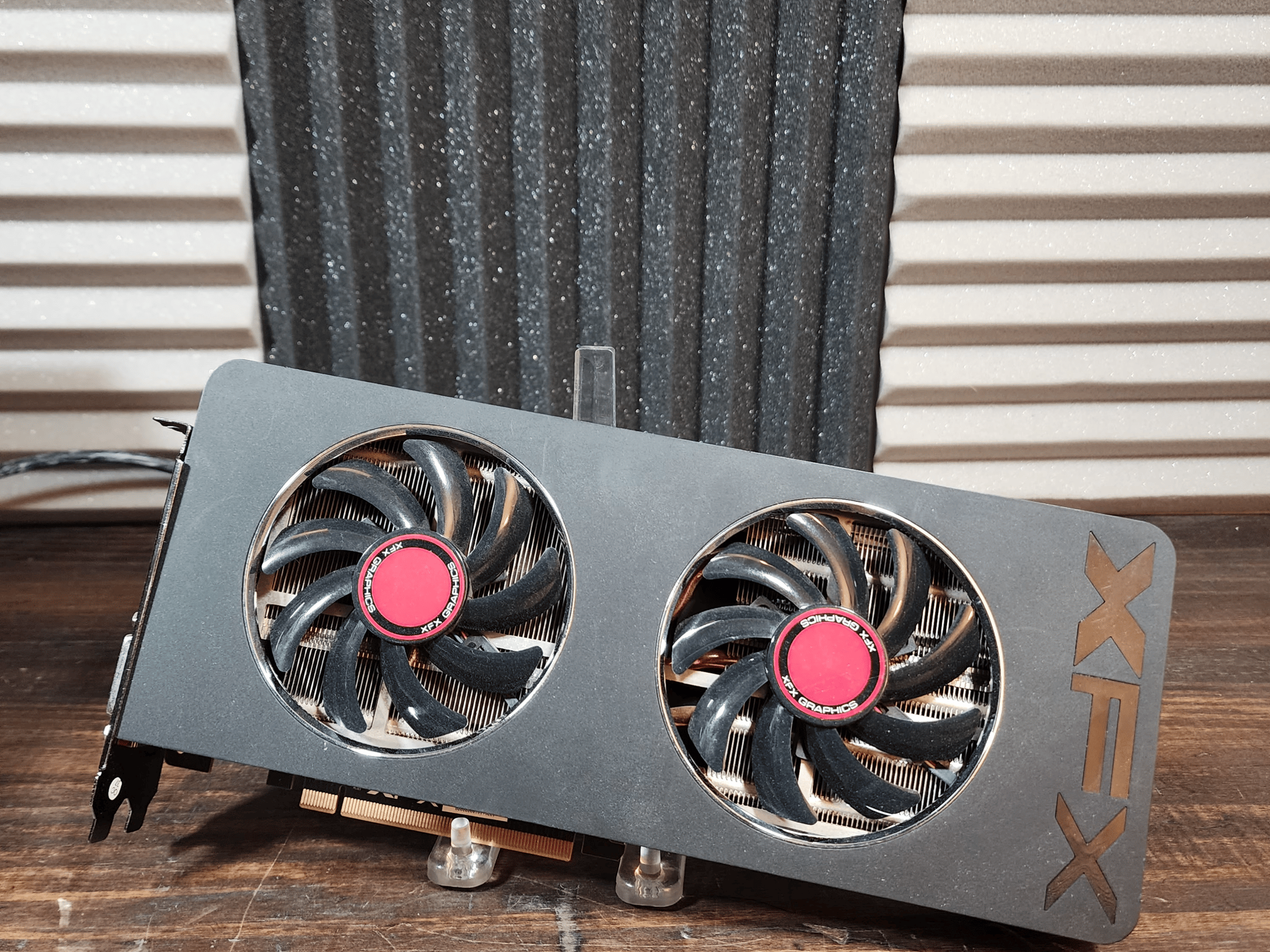 XFX Radeon R9 280 3GB *for parts*