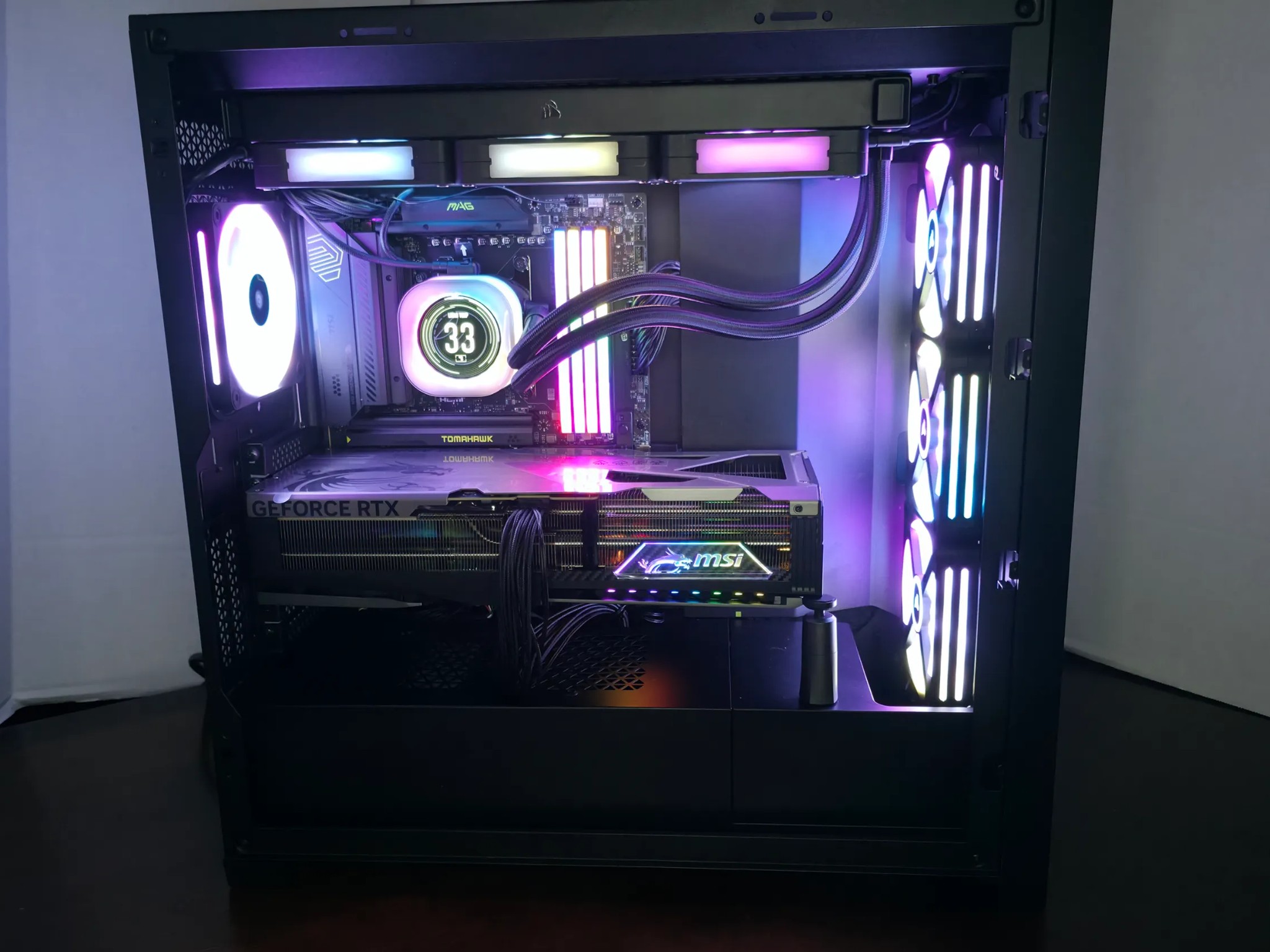 NEW Ultra High End Gaming PC 5090 & 9800X3D