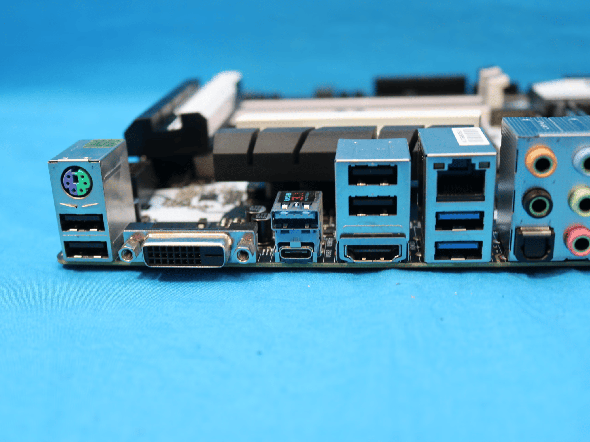 *READ* MSI Z170A Krait Gaming 3X Intel LGA1151/Socket H4 DDR4 ATX Desktop Motherboard No I/O Shield