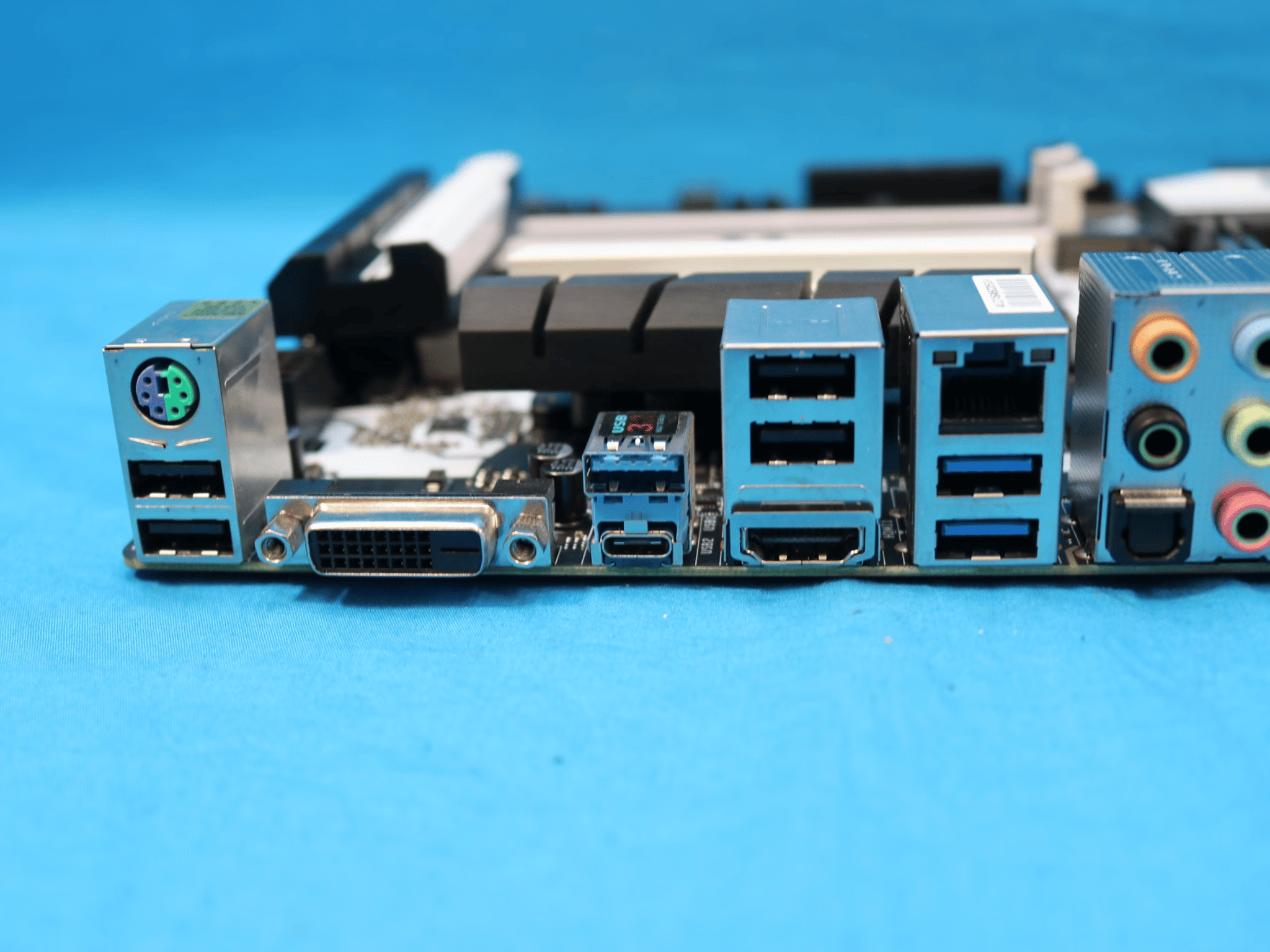 *READ* MSI Z170A Krait Gaming 3X Intel LGA1151/Socket H4 DDR4 ATX Desktop Motherboard No I/O Shield