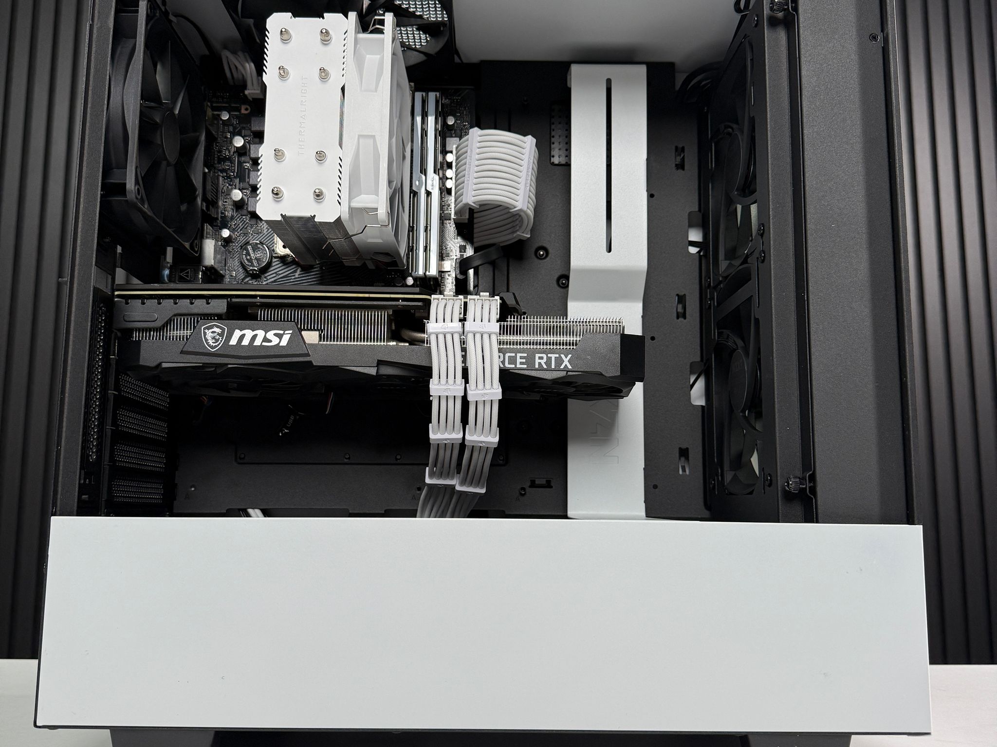 Clean 1440P Gaming PC (RYZEN 5, RTX 3070)