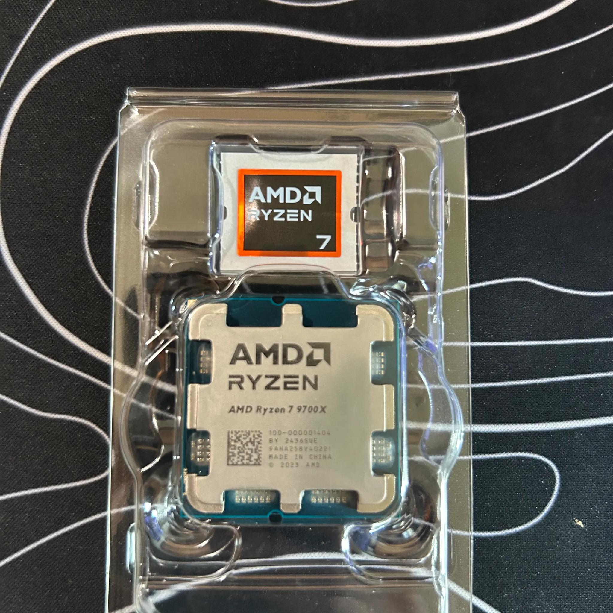 AMD Ryzen 7 9700X AM5 8-Core Boxed Processor