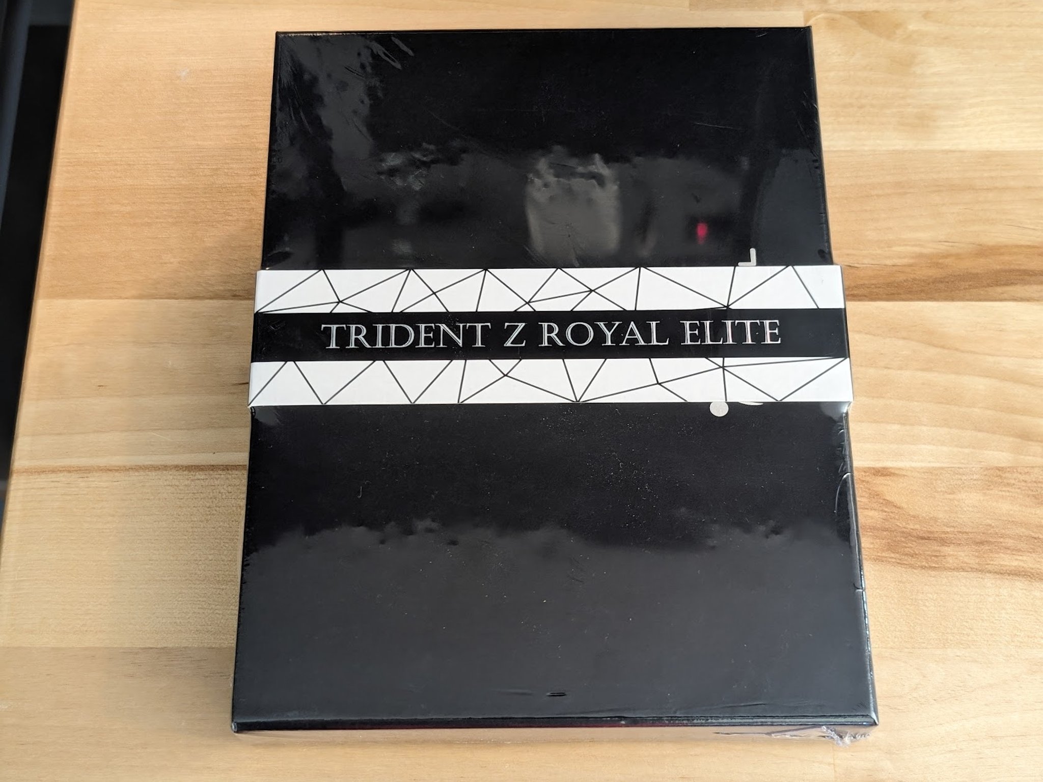 G.SKILL Trident Z Royal Elite Series 32GB (2 x 16GB) DDR4 3600 CL14 B-DIE - SEALED NEW