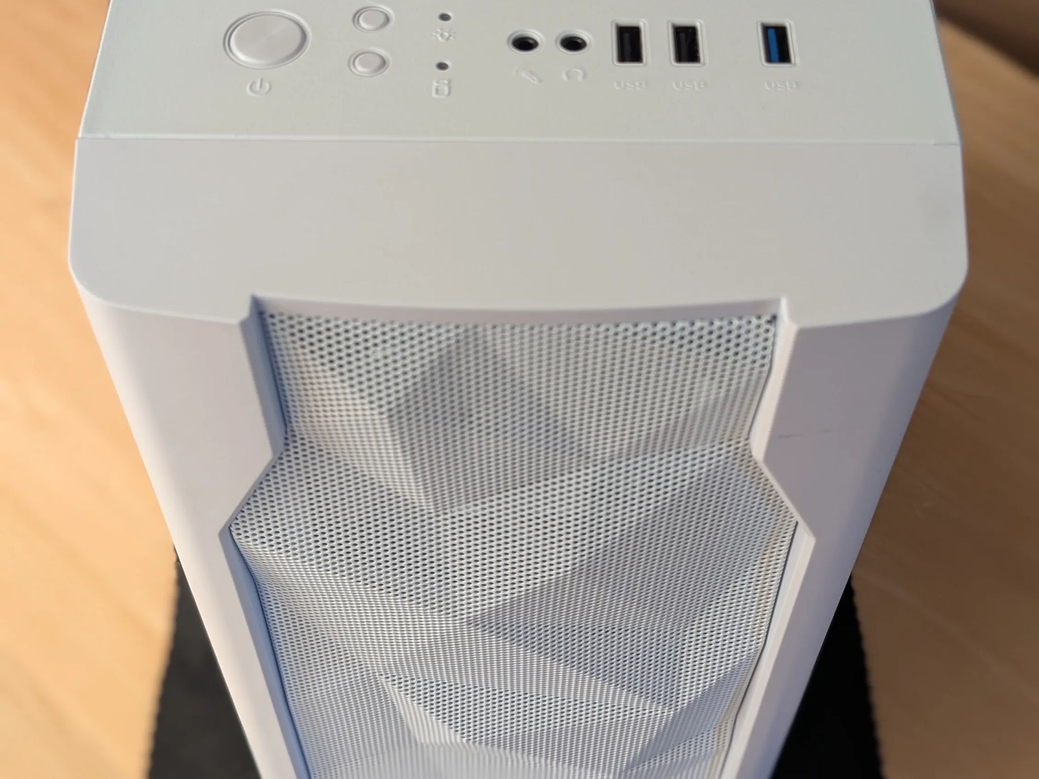 Ezio – GTX 1070, i5-9400F, 16GB DDR4 RAM, 1.5TB Storage - Budget Gaming PC
