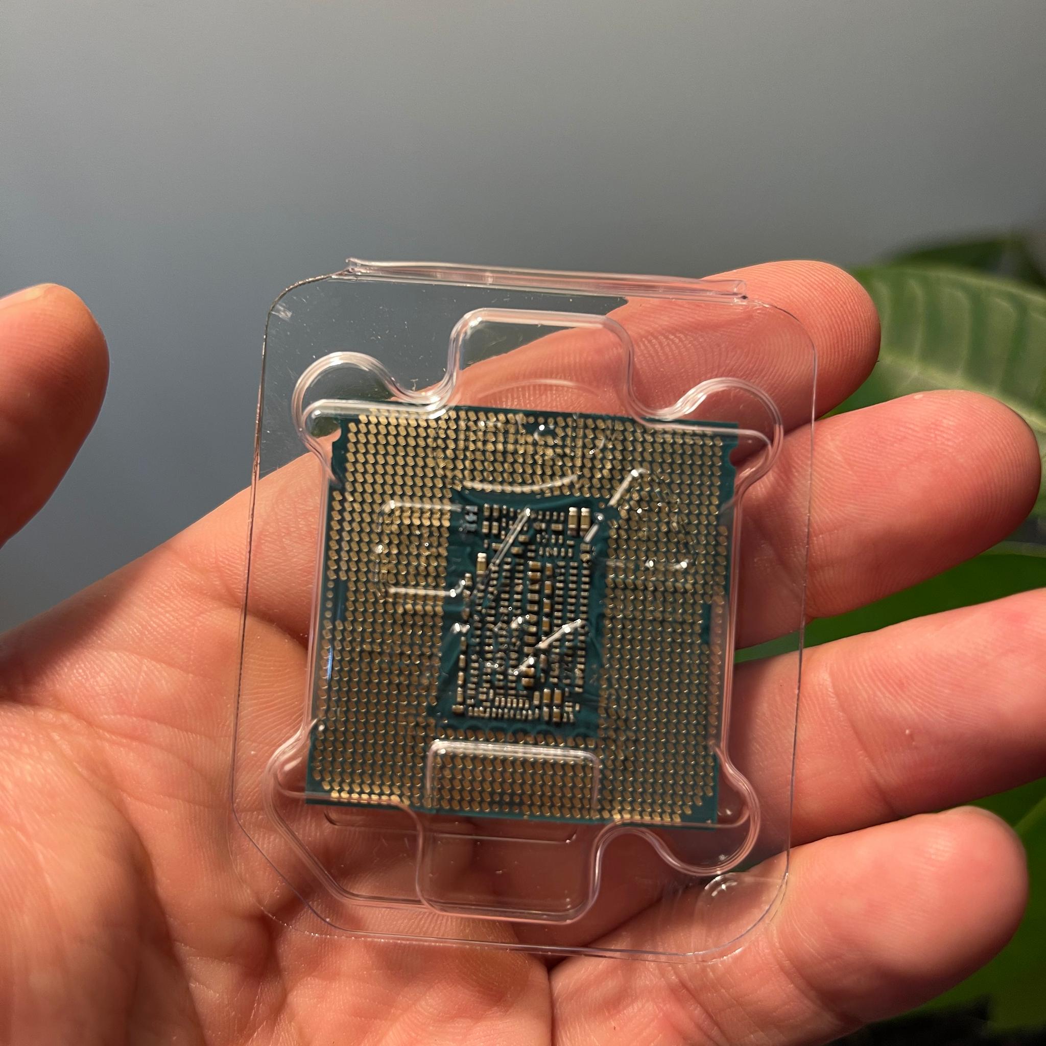 Combo! I7-9700k and TUF gaming plus Mobo both in OB 