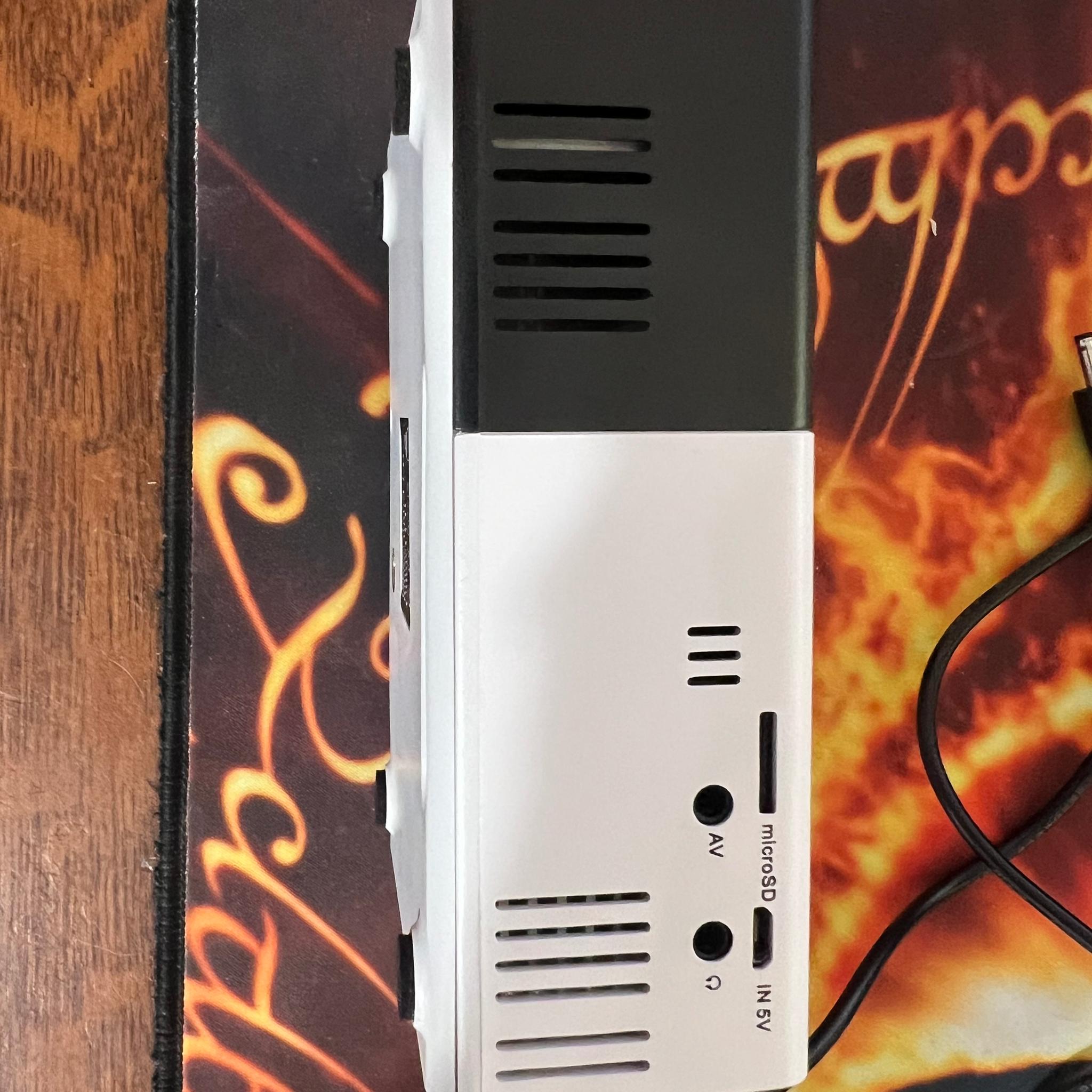 The Cheapest LCD Projector in the World