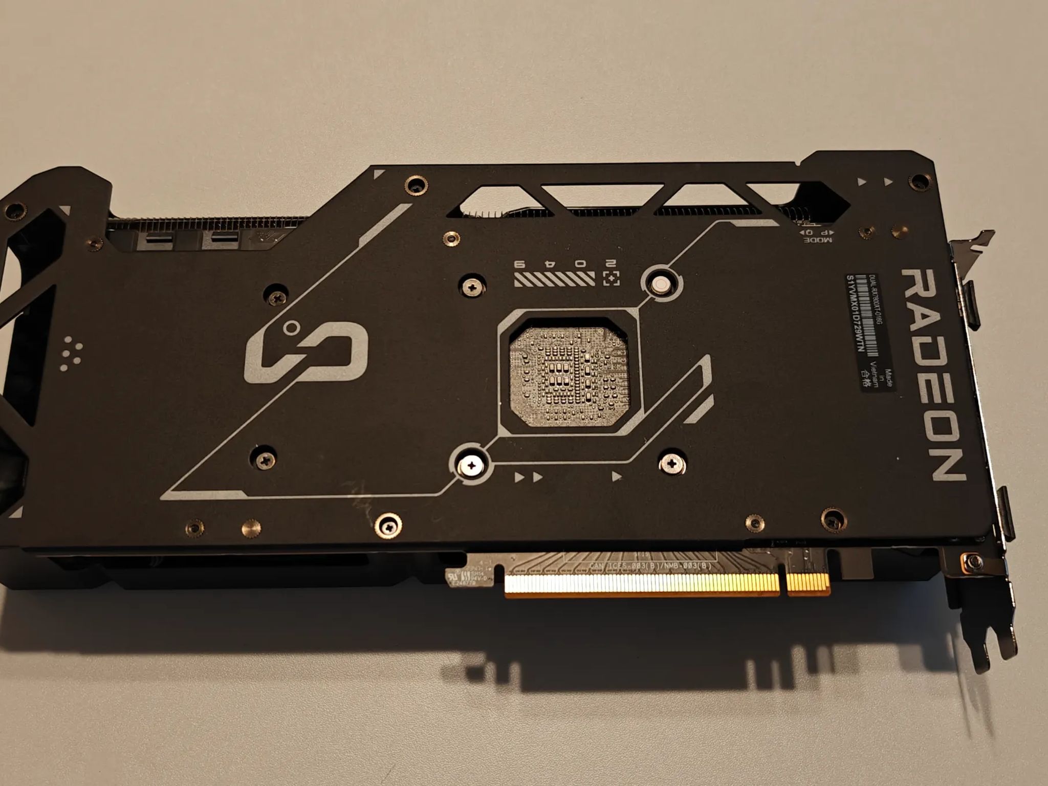 ASUS Dual Radeon RX 7800 XT OC Edition 16GB GDDR6