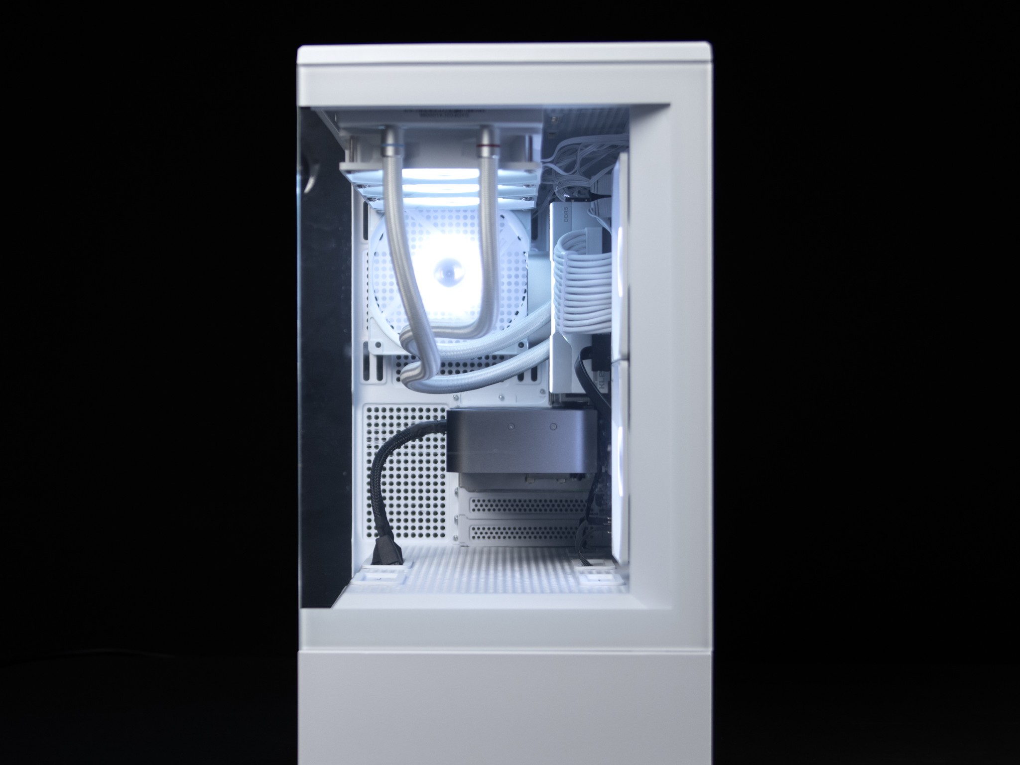“Clouden” RTX 4070 32GB Intel i7 13700 Windows 11 1TB Workstation Gaming PC