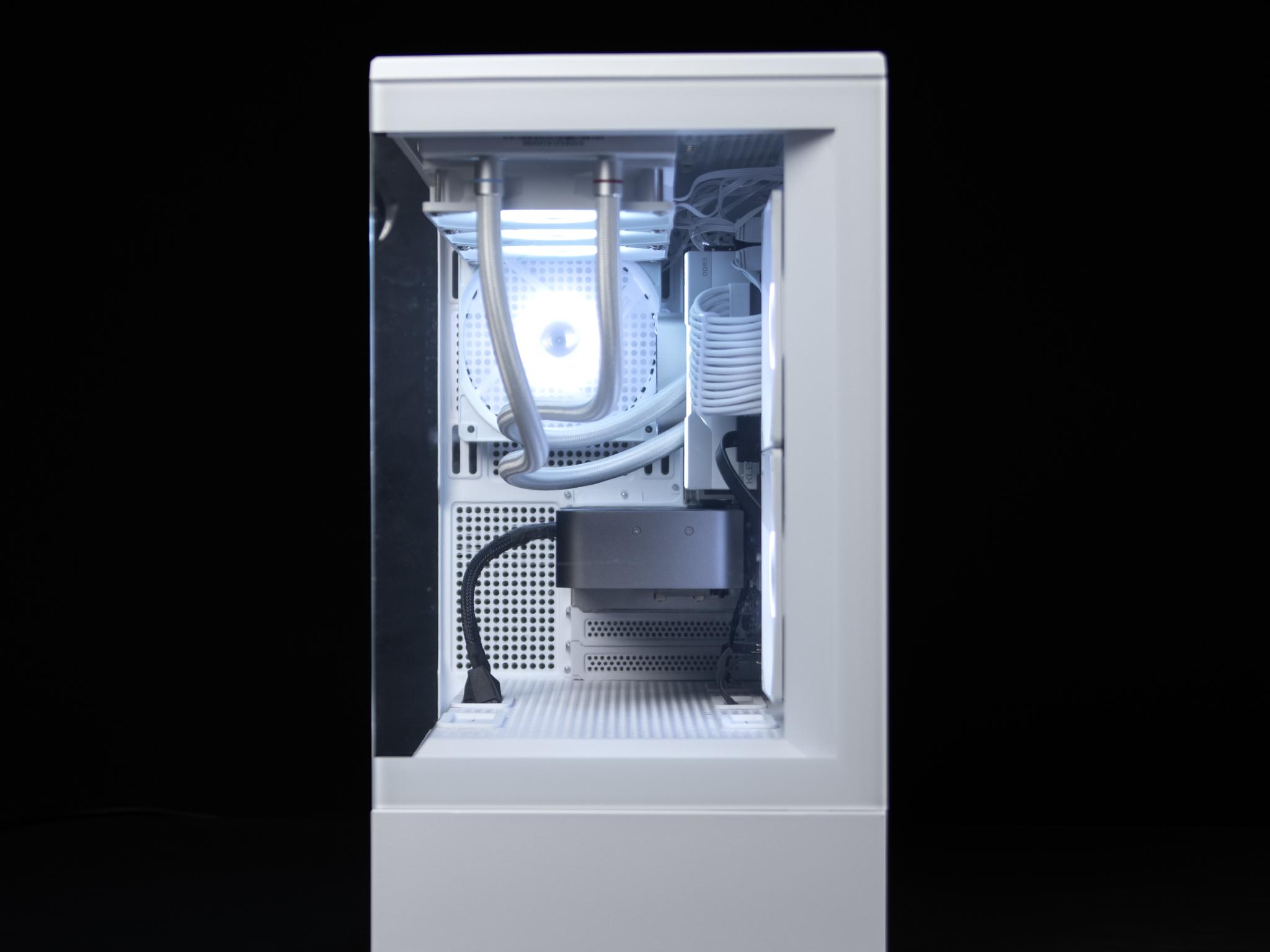 “Clouden” RTX 4070 32GB Intel i7 13700 Windows 11 1TB Workstation Gaming PC