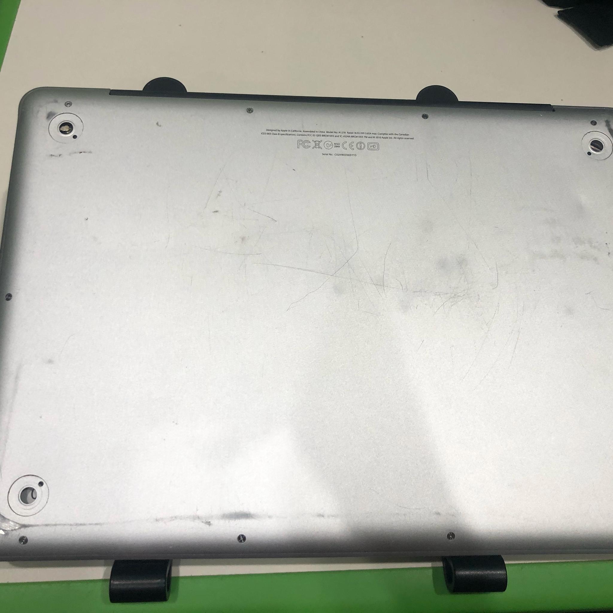 Apple MacBook Pro 13" 2012 | Intel i5 2.5GHz | 6GB RAM | 128GB SSD | Ventura (OCLP) + Charger