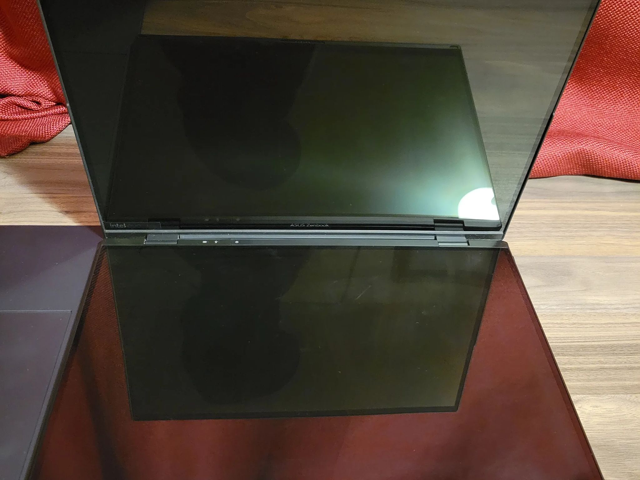 Asus Zenbook Duo Dual Laptop - Core Ultra 9 - 1tb ssd - 14" OLED Touch Screen
