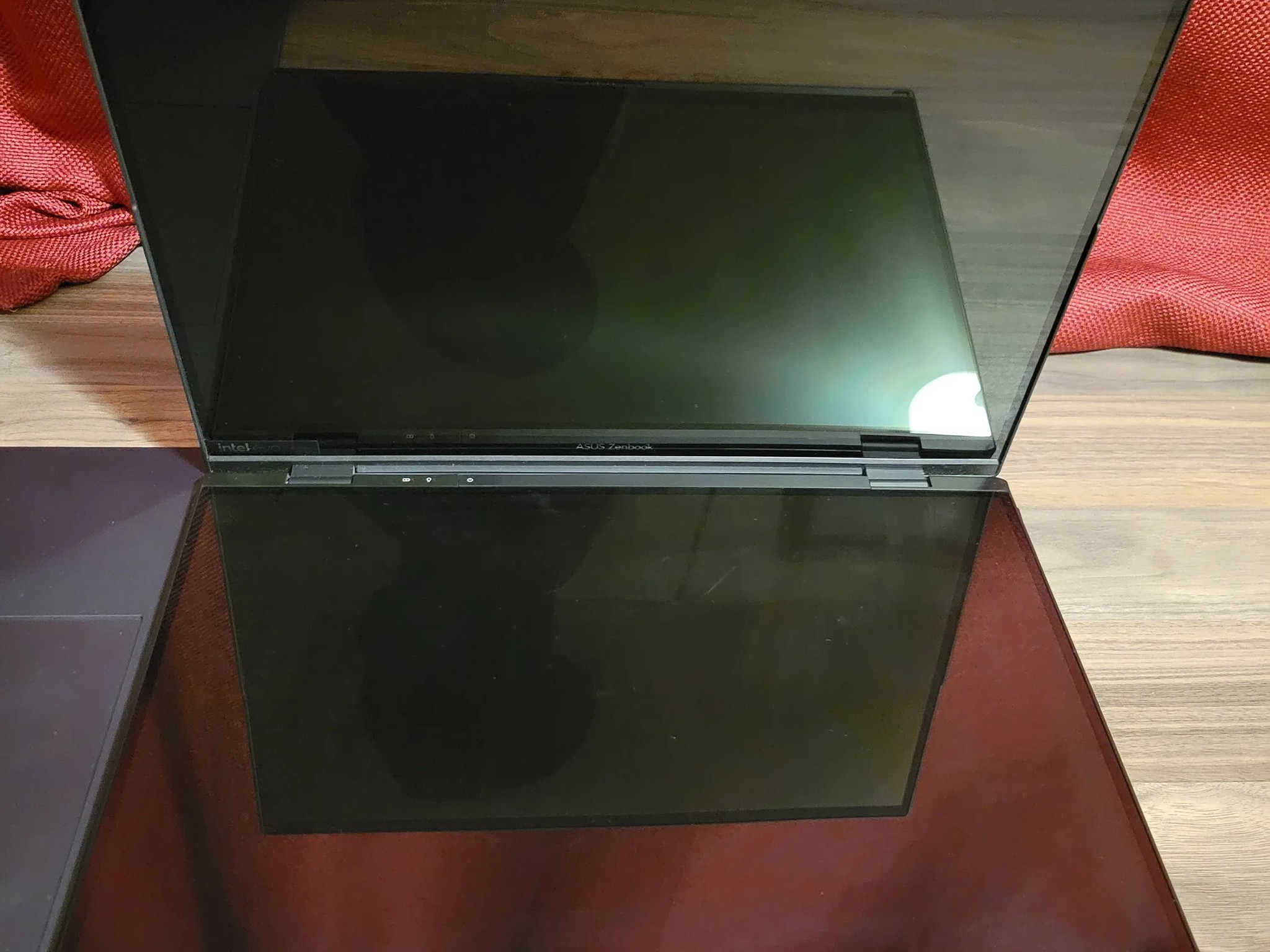 Asus Zenbook Duo Dual Laptop - Core Ultra 9 - 1tb ssd - 14" OLED Touch Screen