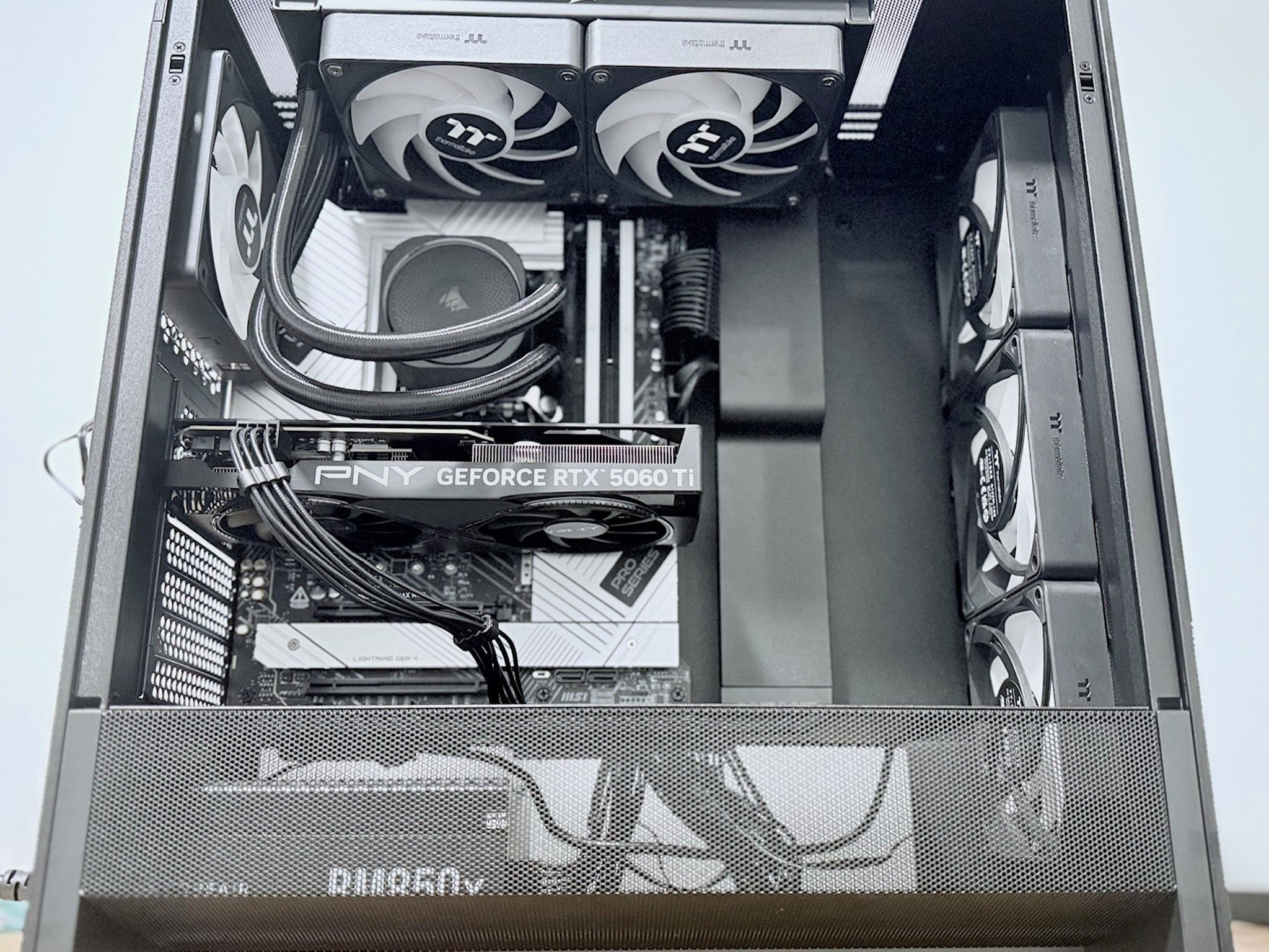 Gaming PC RTX 5060 TI 16 GB
