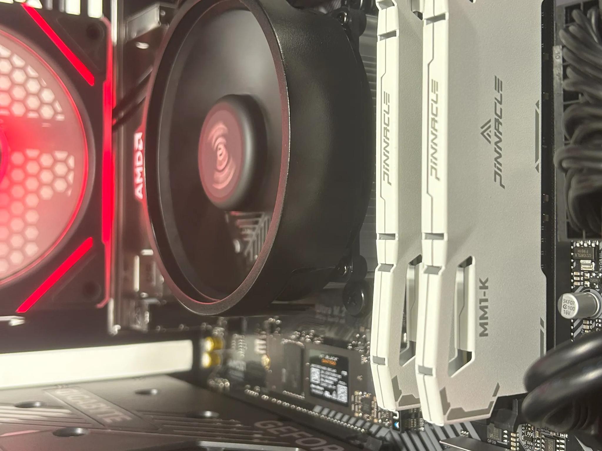😡💢 //FURY // 💢😡 - RTX 5060 8GB, Ryzen 5 5500, 1TB SSD, 32GB DDR4
