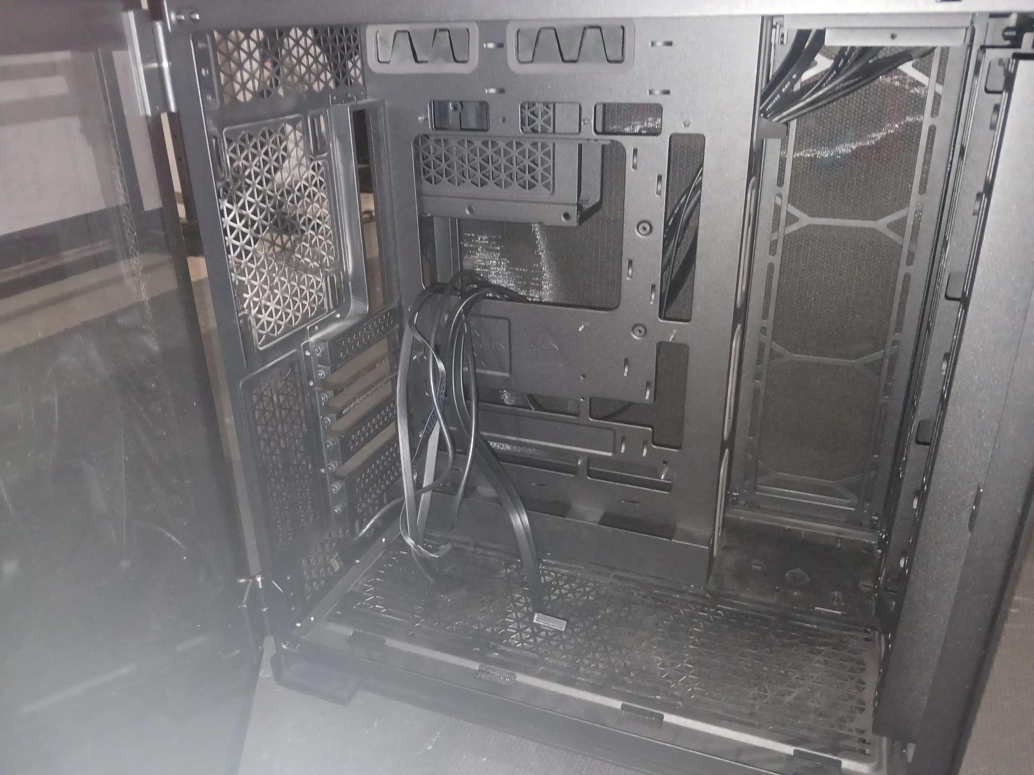CORSAIR 6500D Airflow Tempered Glass Super Mid-Tower, Black
