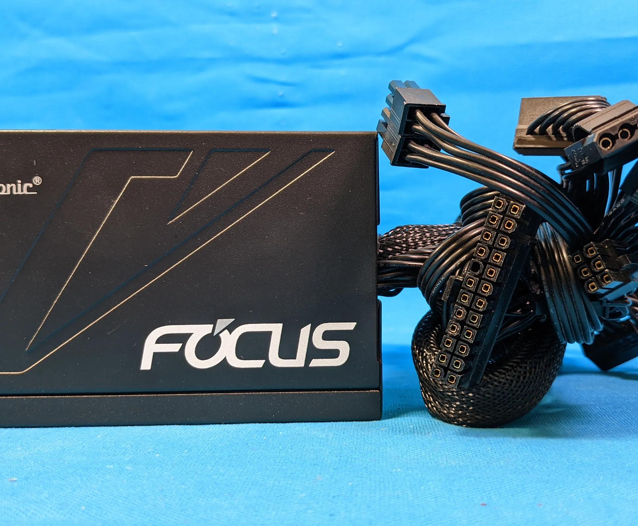 SeaSonic Focus GM-650 650W Semi-Modular 80 PLUS Gold ATX Desktop Power Supply SSR-650FM
