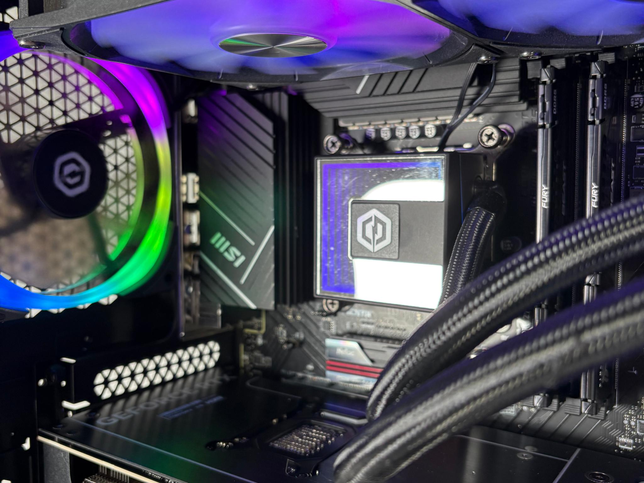 //High-end Gaming PC// - i7 14700KF, RTX 5070, 16GB DDR5, 1TB SSD by EXTPC