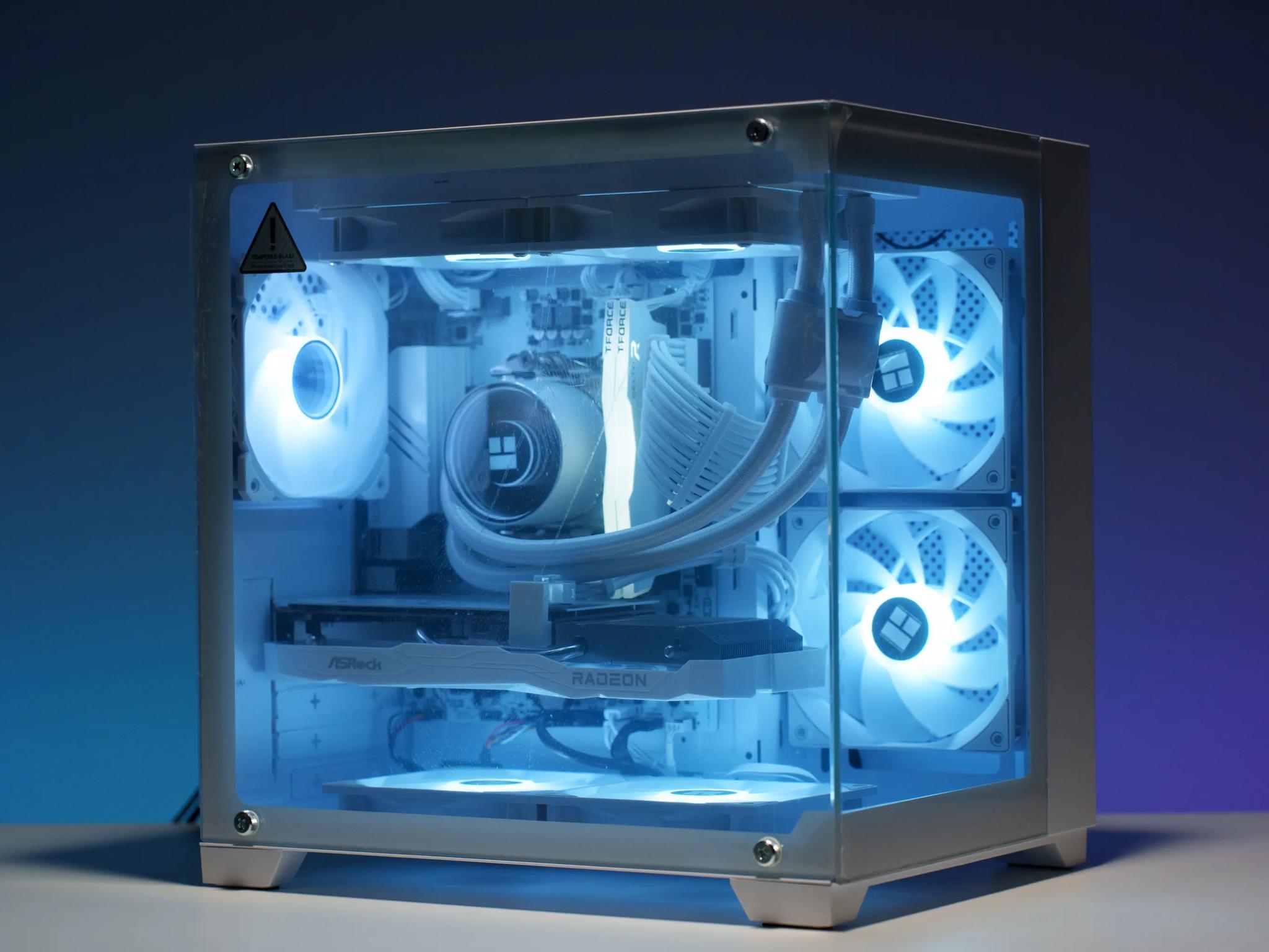 All White Gaming PC | Ryzen 5 5600x | RX 6600 | 16GB DDR4 3600MHz | 1TB m.2