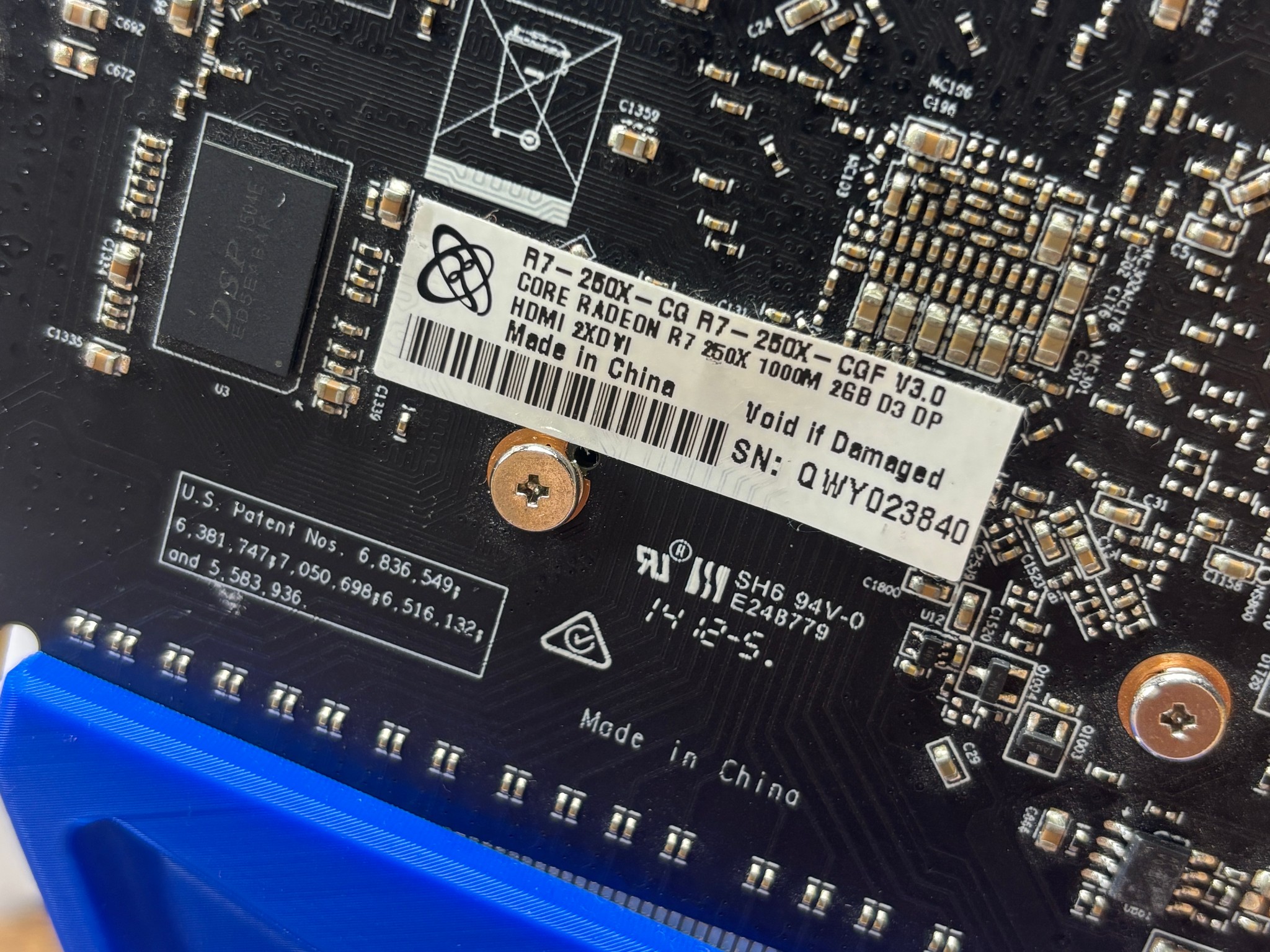AMD Radeon R7 250X 2GB GDDR5 Graphics Card – HDMI DVI DisplayPort