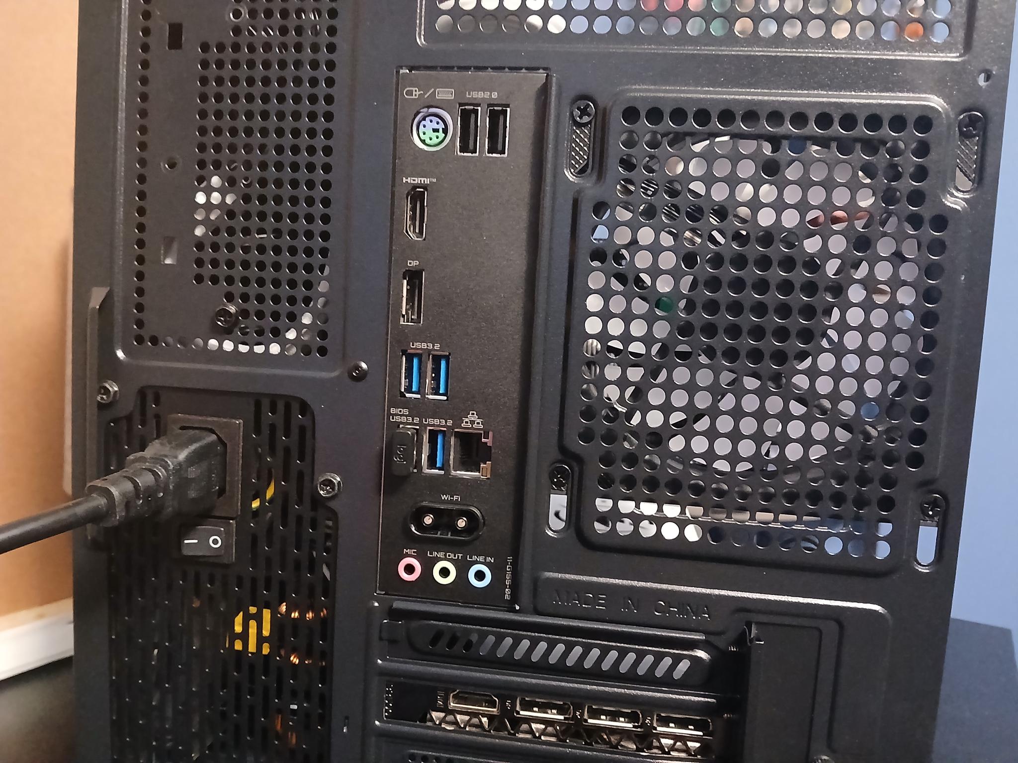 RTX 3070|Ryzen 5 5500| 16 GB 3200 RAM| 250g m.2| WIN 11 PRO| WIFI6 +BT