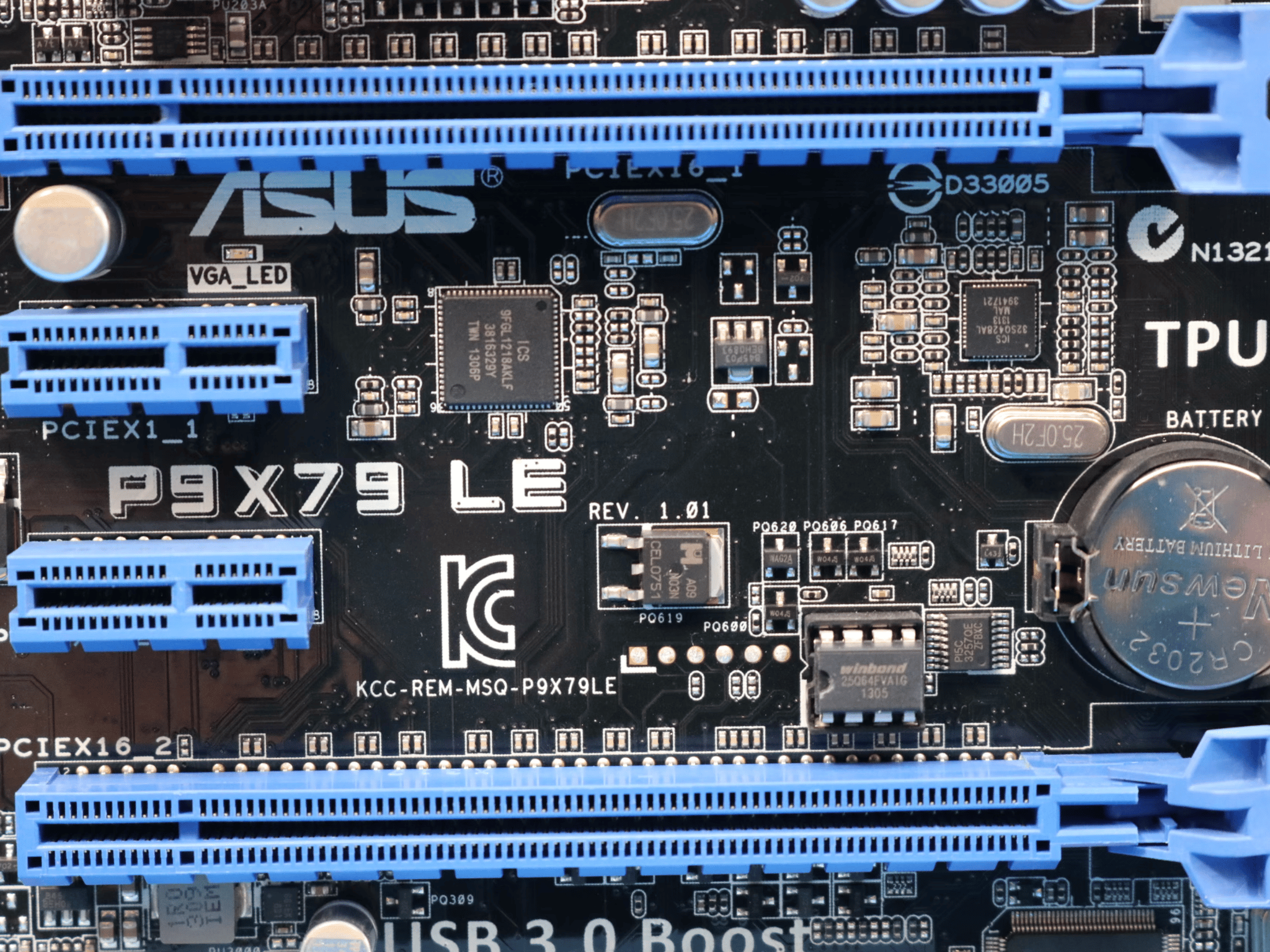 *READ* ASUS P9X79 LE Intel Socket LGA2011 X79 DDR3 ATX Desktop Motherboard & I/O Shield