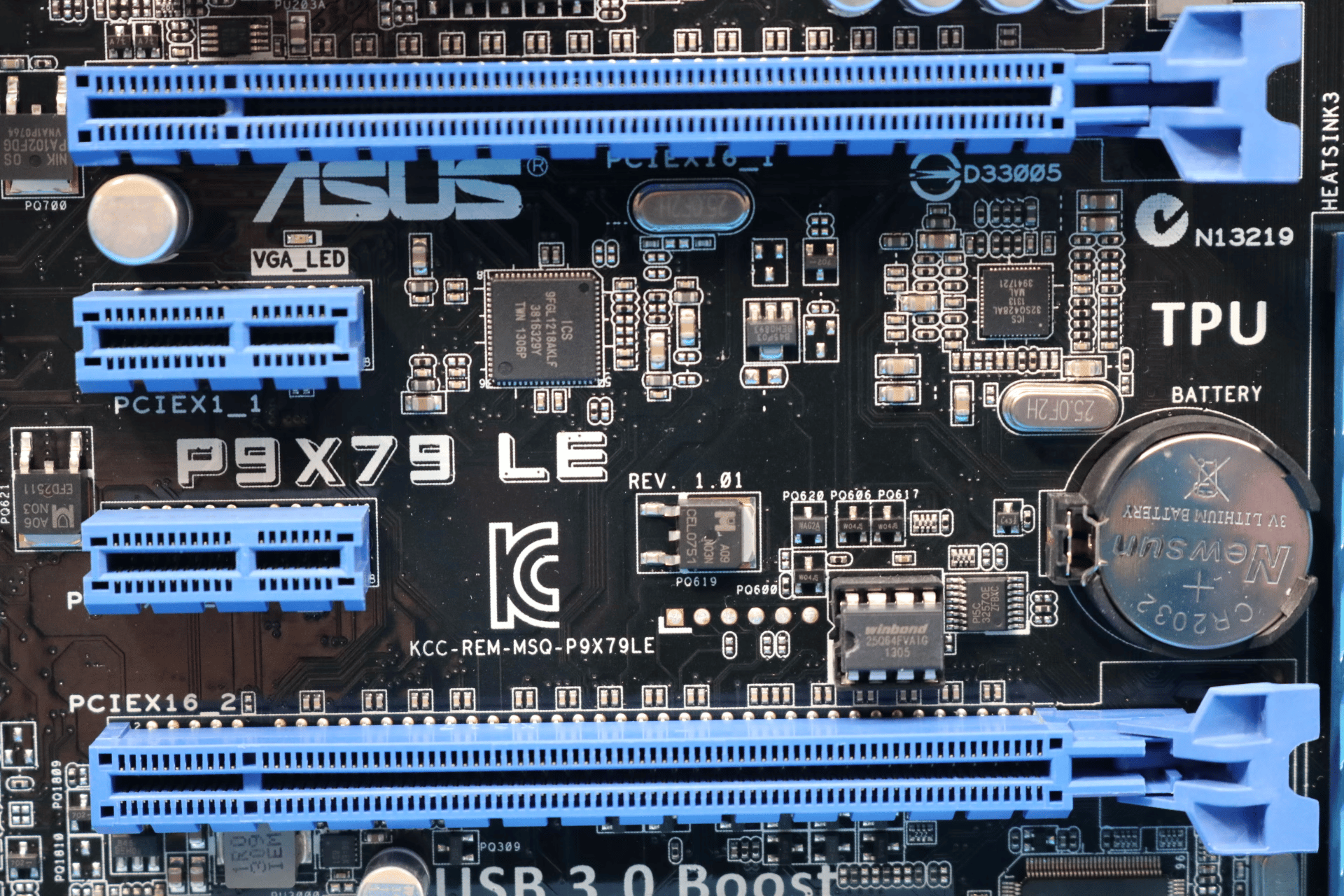 *READ* ASUS P9X79 LE Intel Socket LGA2011 X79 DDR3 ATX Desktop Motherboard & I/O Shield