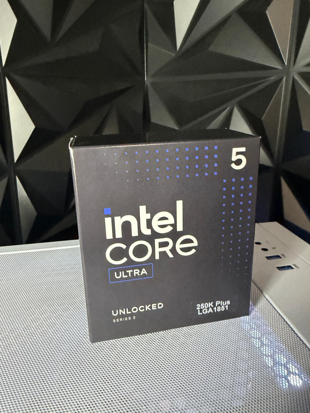 Intel Core Ultra 5 250K Plus