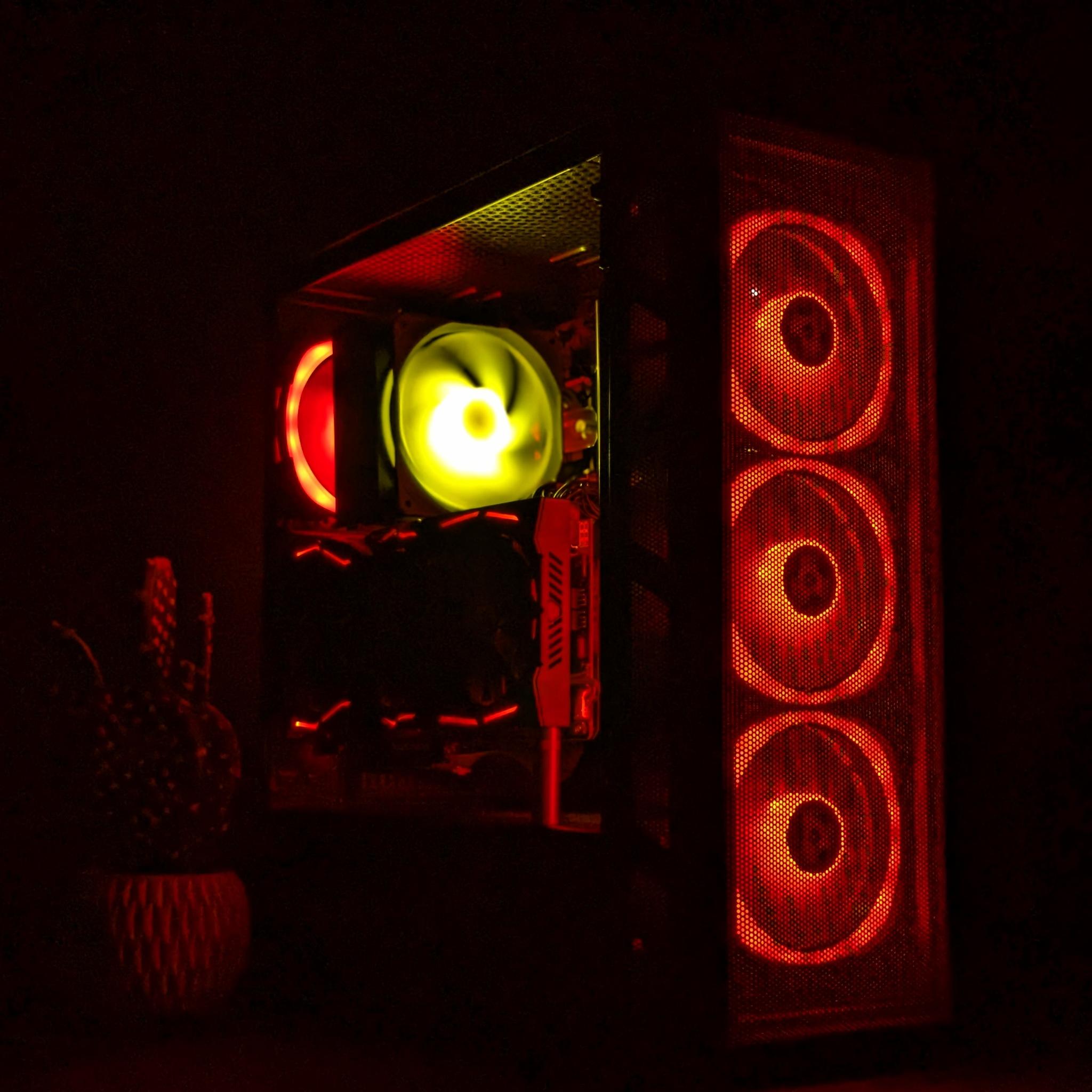 1080p Gaming PC⚫️RX VEGA 56 8GB⚫️I5-8600@4.2GHz⚫️16GB DDR4 RAM⚫️1TB NVMe SSD⚫️Windows 11 Pro