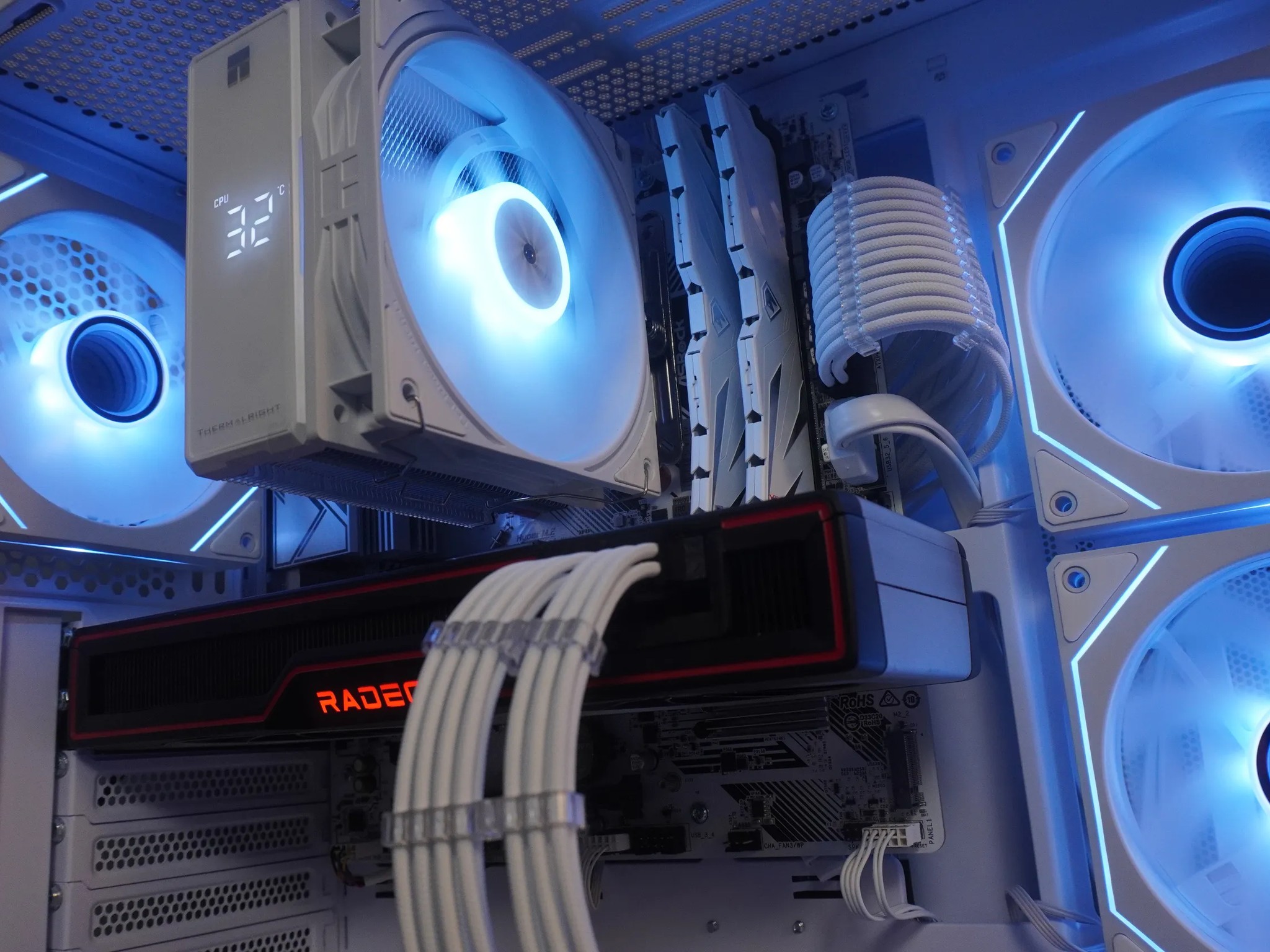 🤍 ARCTIC BEAST 🤍 1440p/1080p GAMING MACHINE 🧡 RX 6700XT 12GB 🧡 Ryzen 5 5600x | 32GB | WIFI
