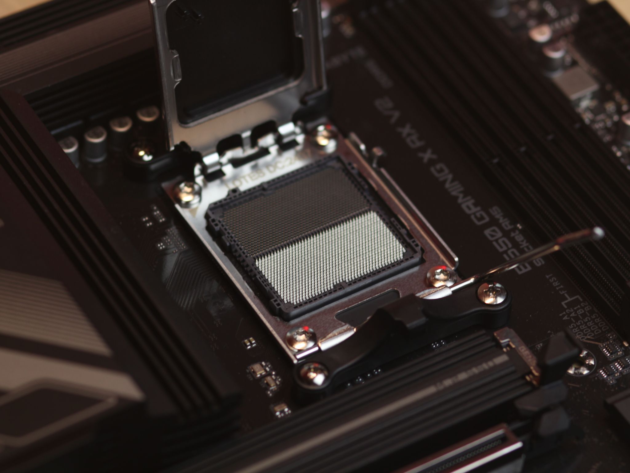 Gigabyte B650 Gaming X AX V2