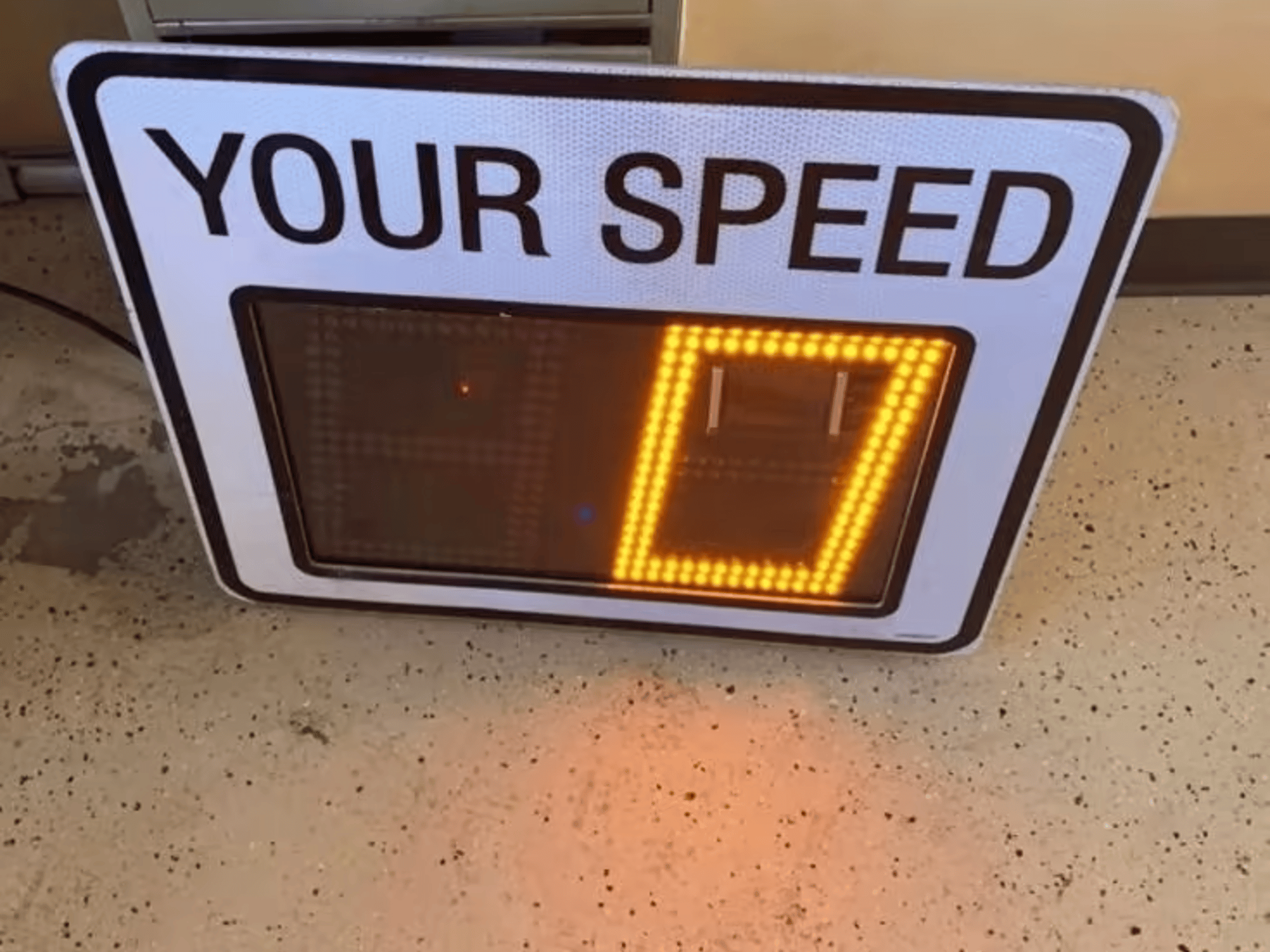 Speed rader sign For bdrdmyrd 