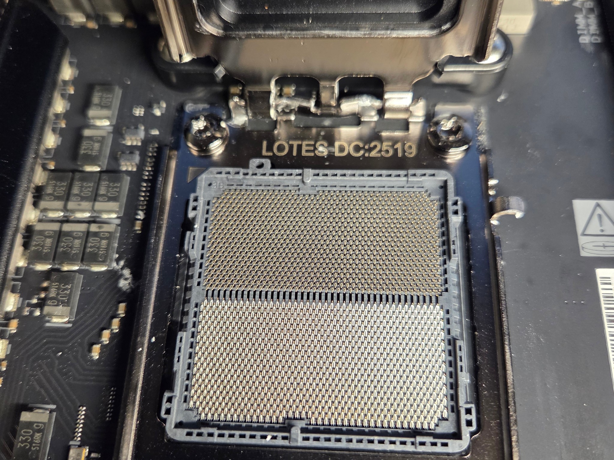 ASUS ROG Crosshair X870E APEX AM5 Motherboard