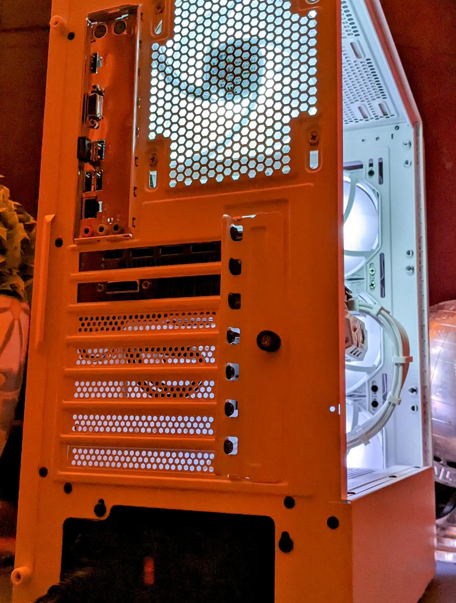 ⚪️Diablo Albus🔥🔥🔥| RX 580 8GB| Ryzen 5| 32GB TFORCE DDR4 RAM| 1TB SSD|Windows 11 Pro